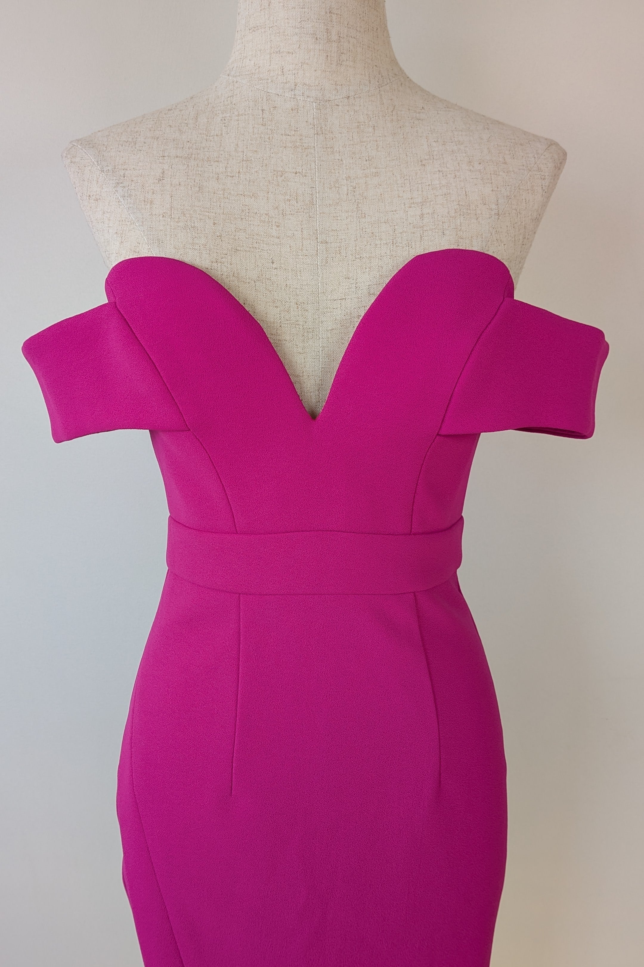 Sheike Pink Diva Dress Size 6 Brand New With Tags RRP $169.95