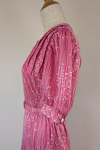 Vintage 80s Debra Fashions Melbourne Pink & White Abstract Pattern Shirtwaister Dress Size 10/12