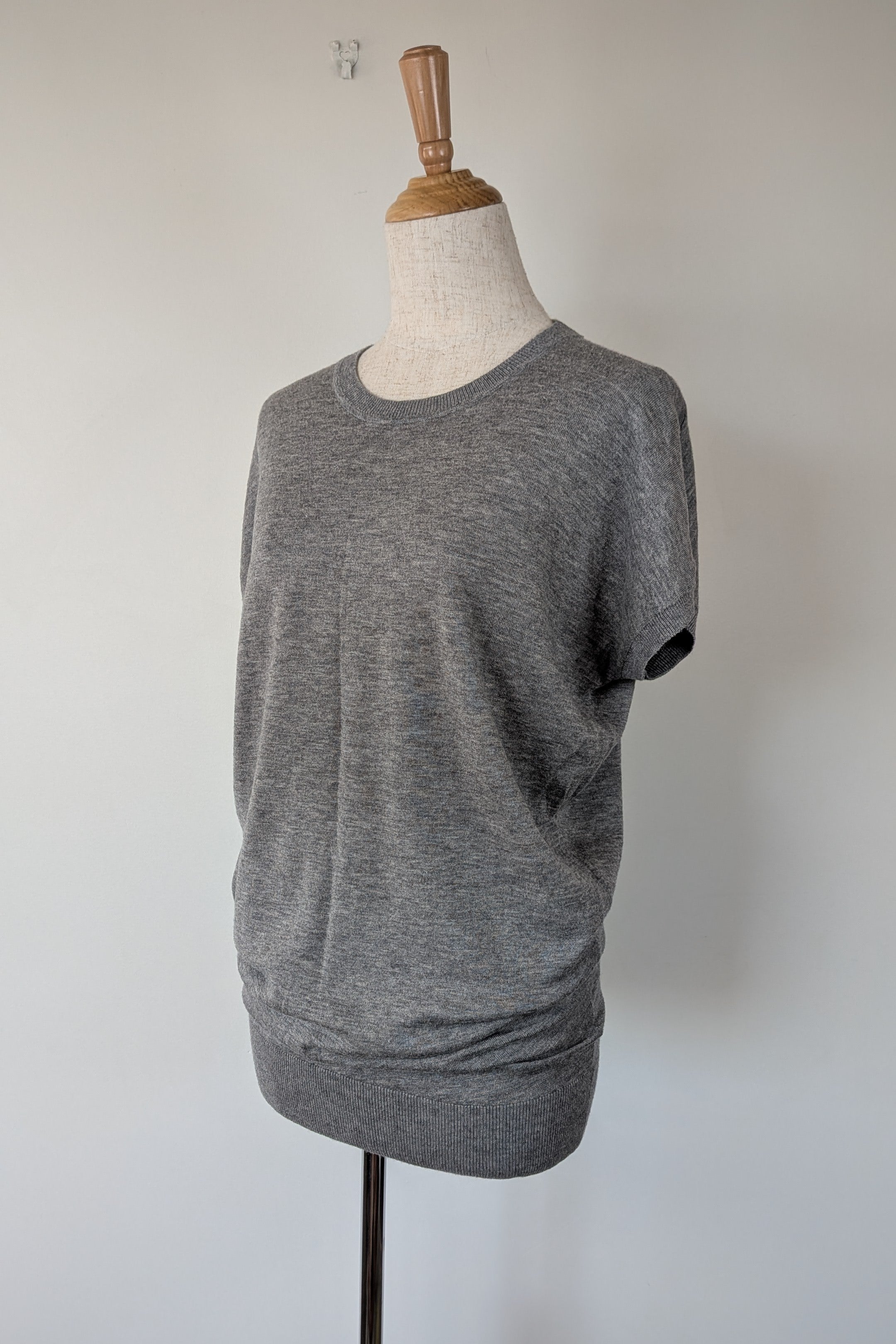Country Road Grey Merino Wool & Silk Asymmetric Long Knit Top Size XXS