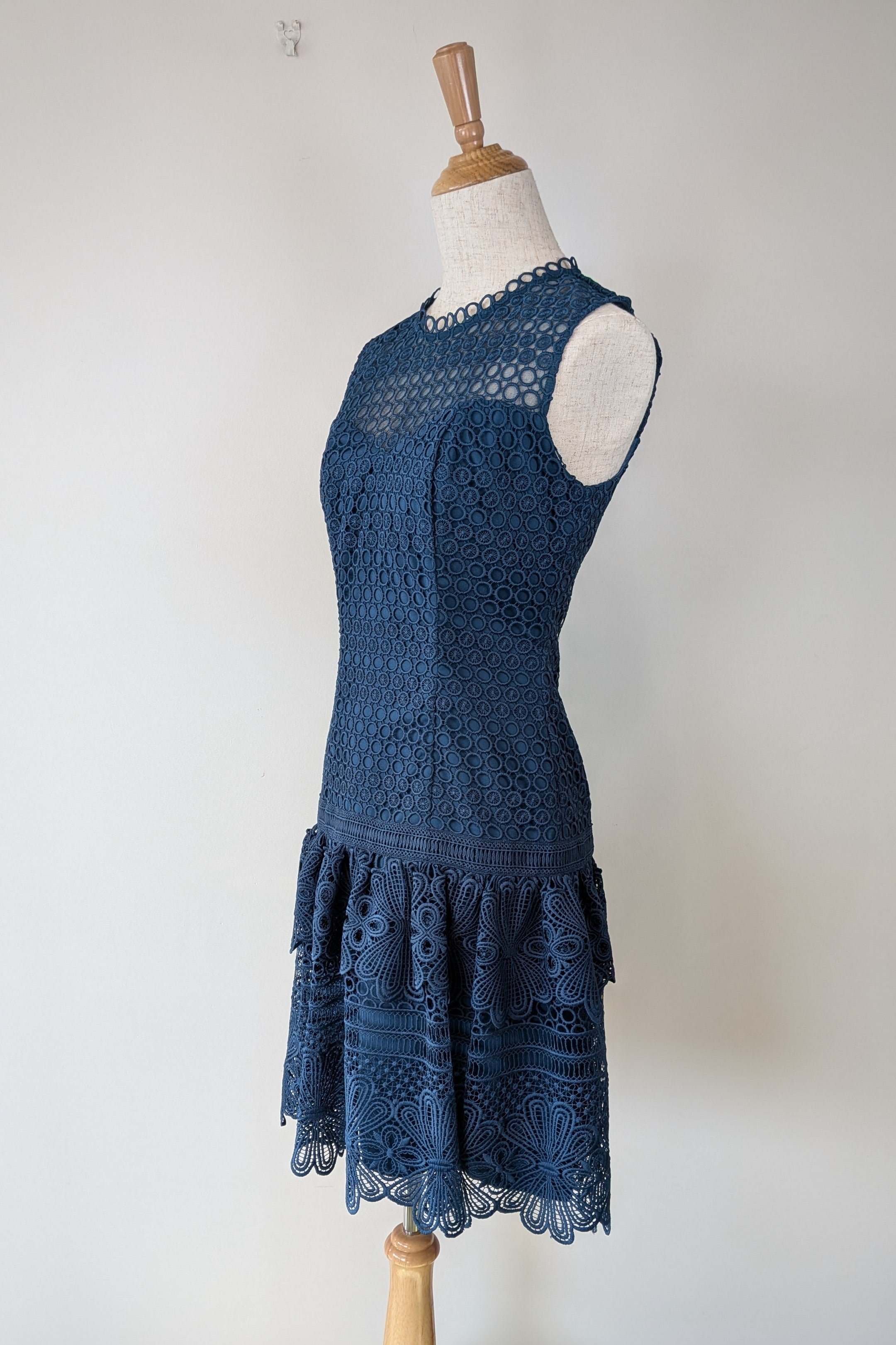 Review Teal Lace Drop Waist Dress Size 6