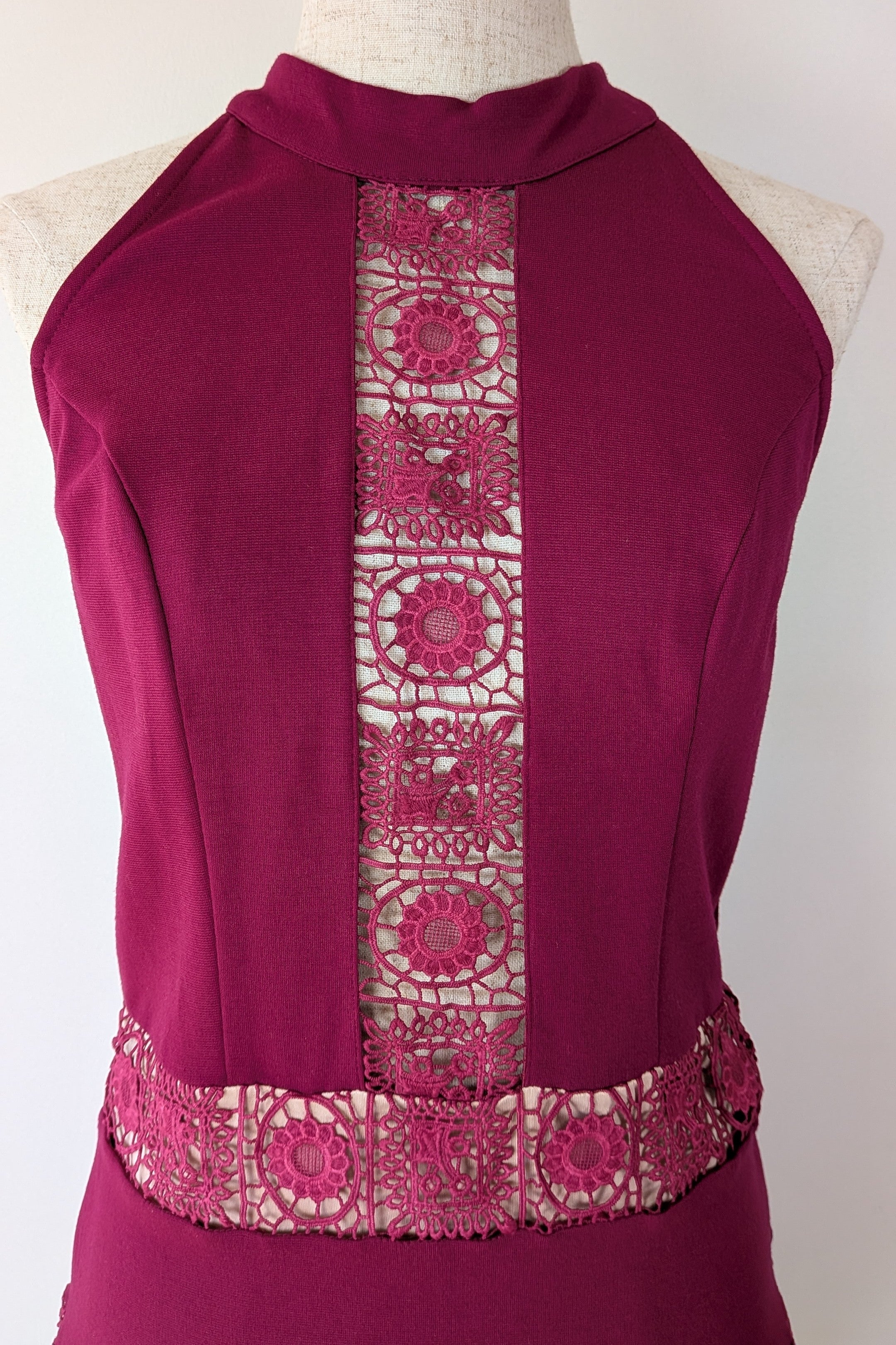 Indikah Burgandy Nude Lace Cut Out Halterneck Bodycon Dress Size 12 Brand New Without Tags