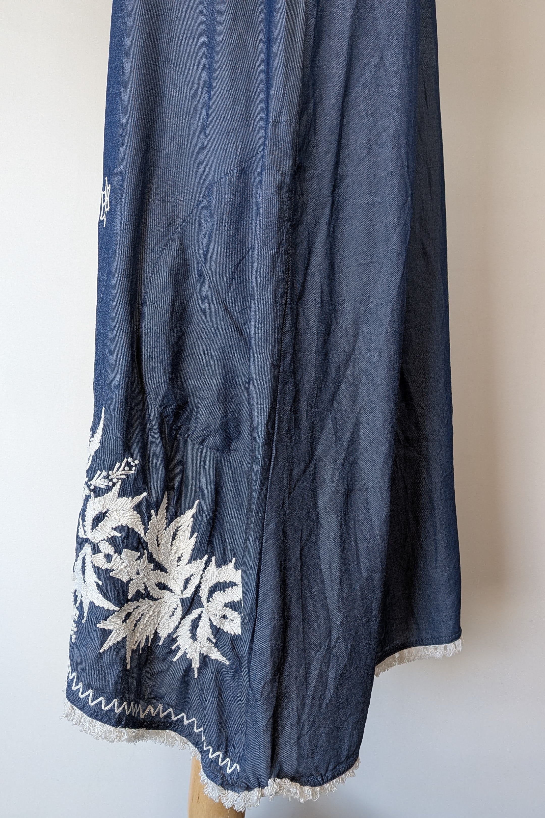 Ruby Yaya Denim Blue Embroidered Kaftan Dress Size M