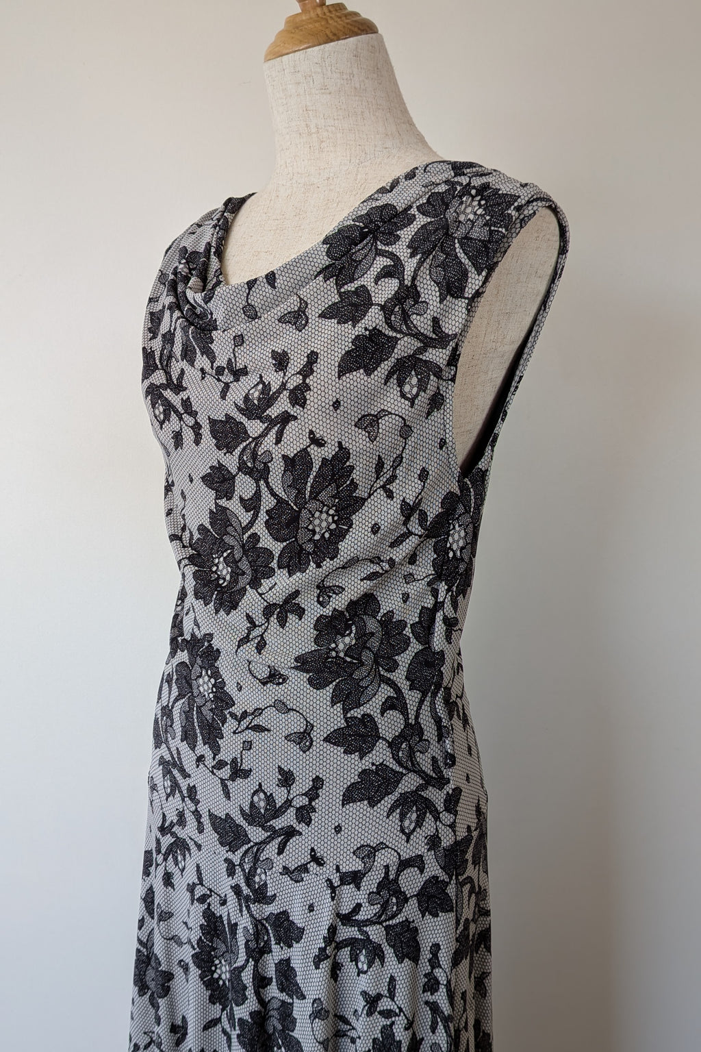 Vintage Y2K Tea Berry Floral Lace Cowl Neck Dress Size 8/10