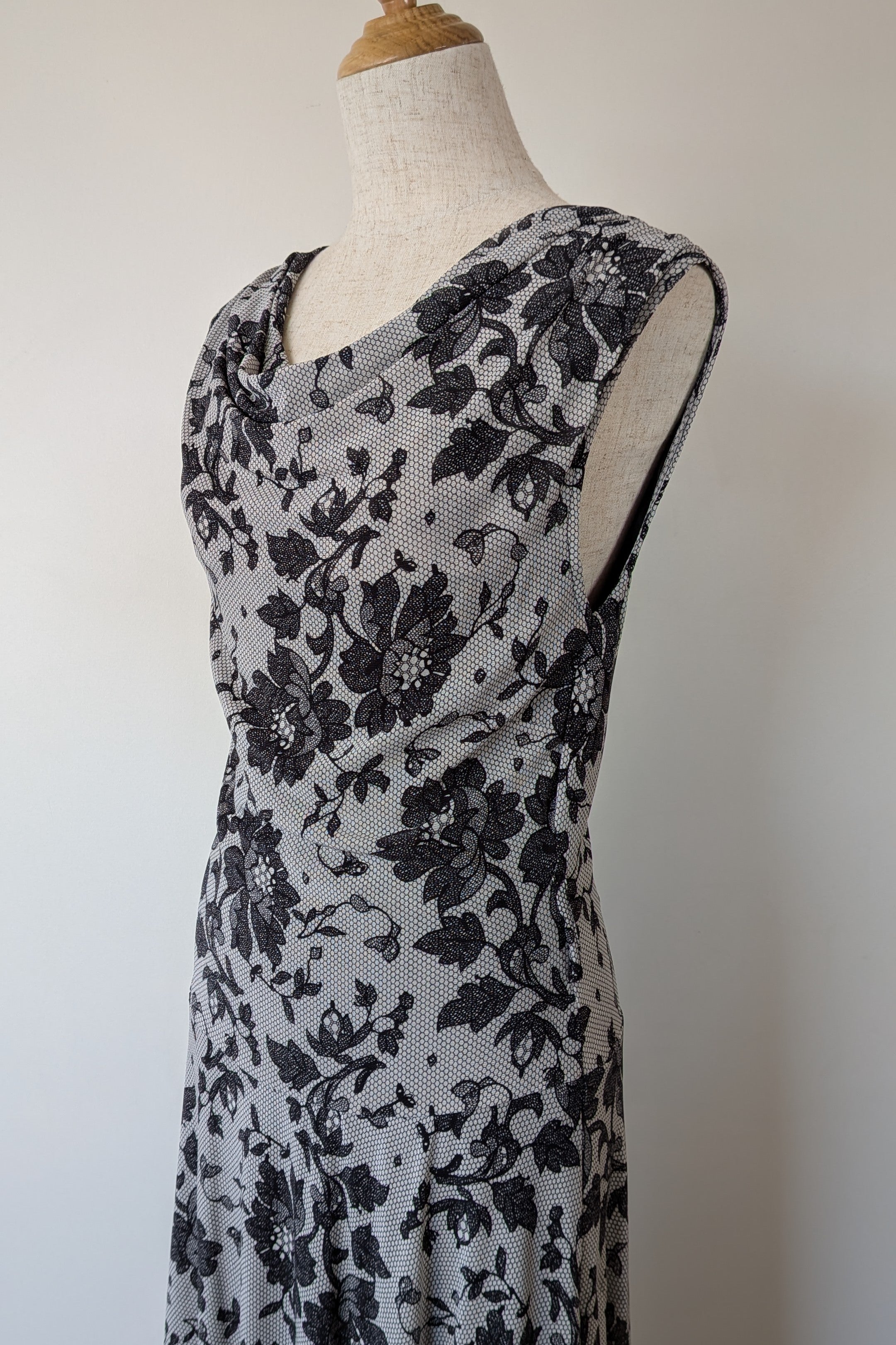 Vintage Y2K Tea Berry Floral Lace Cowl Neck Dress Size 8/10