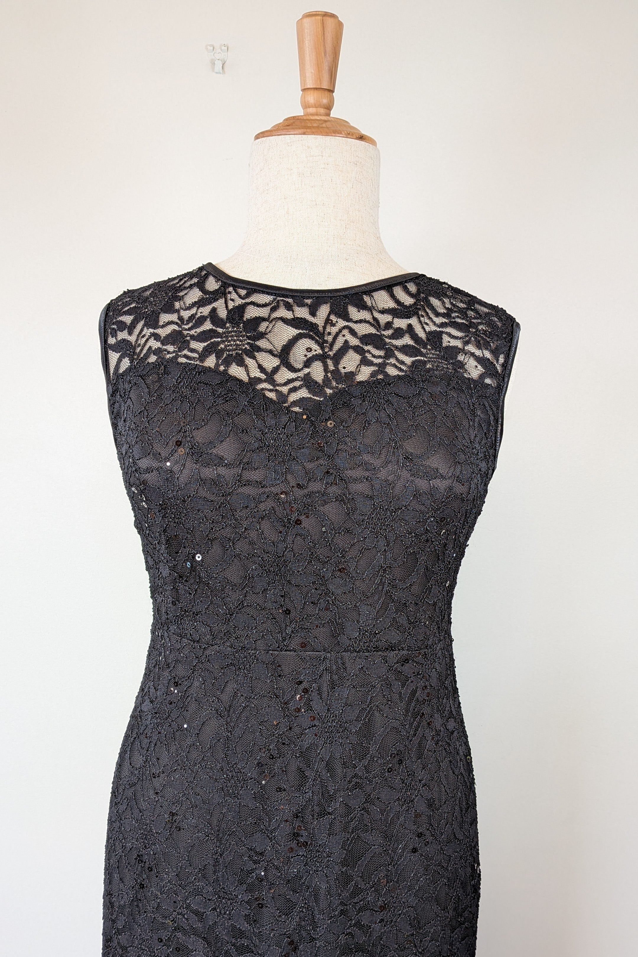 Caroline Morgan Black Lace Sleeveless Formal Dress Size 14 Brand New With Tags RRP $150