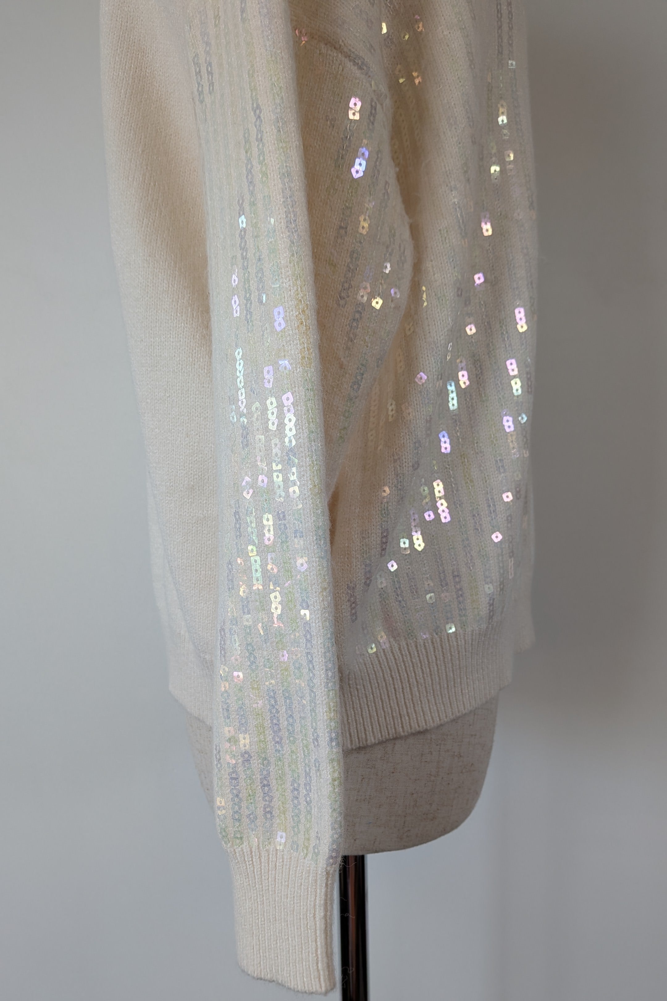 Vine Apparel White Wool Blend Iridescent Sequin Jumper Size M/L