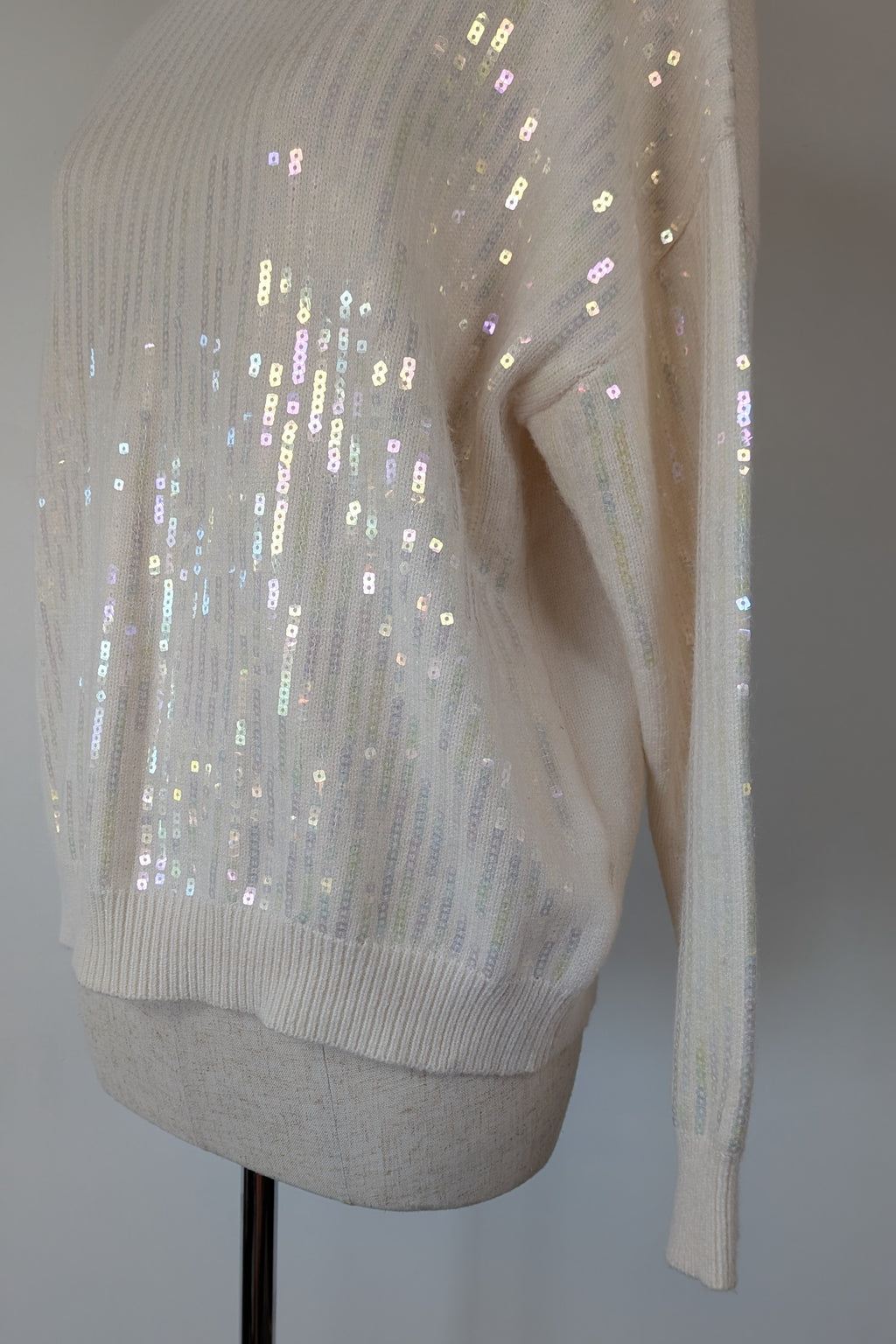 Vine Apparel White Wool Blend Iridescent Sequin Jumper Size M/L