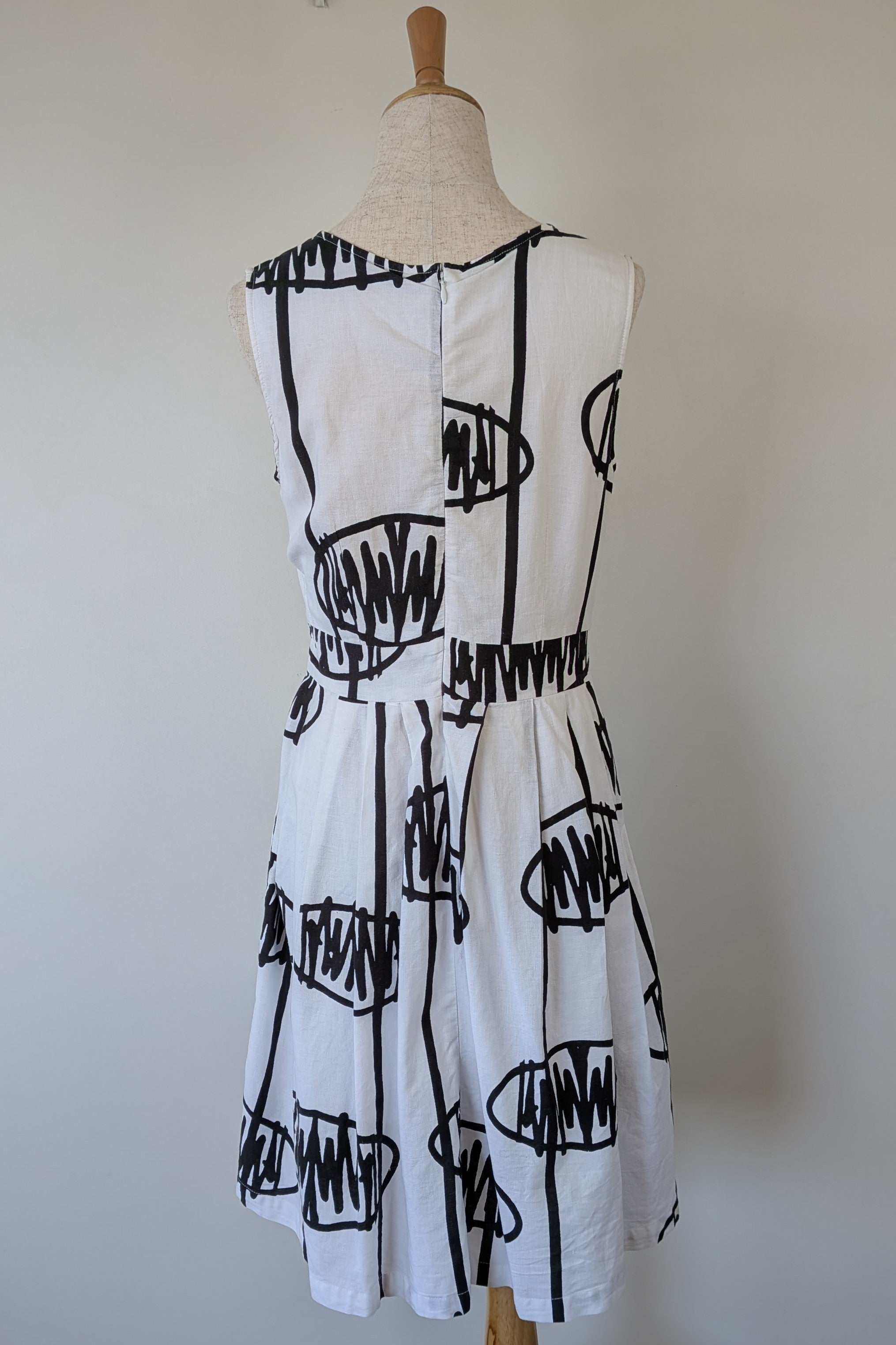 Orientique Black White Arty Linen Cotton Dress Size 10
