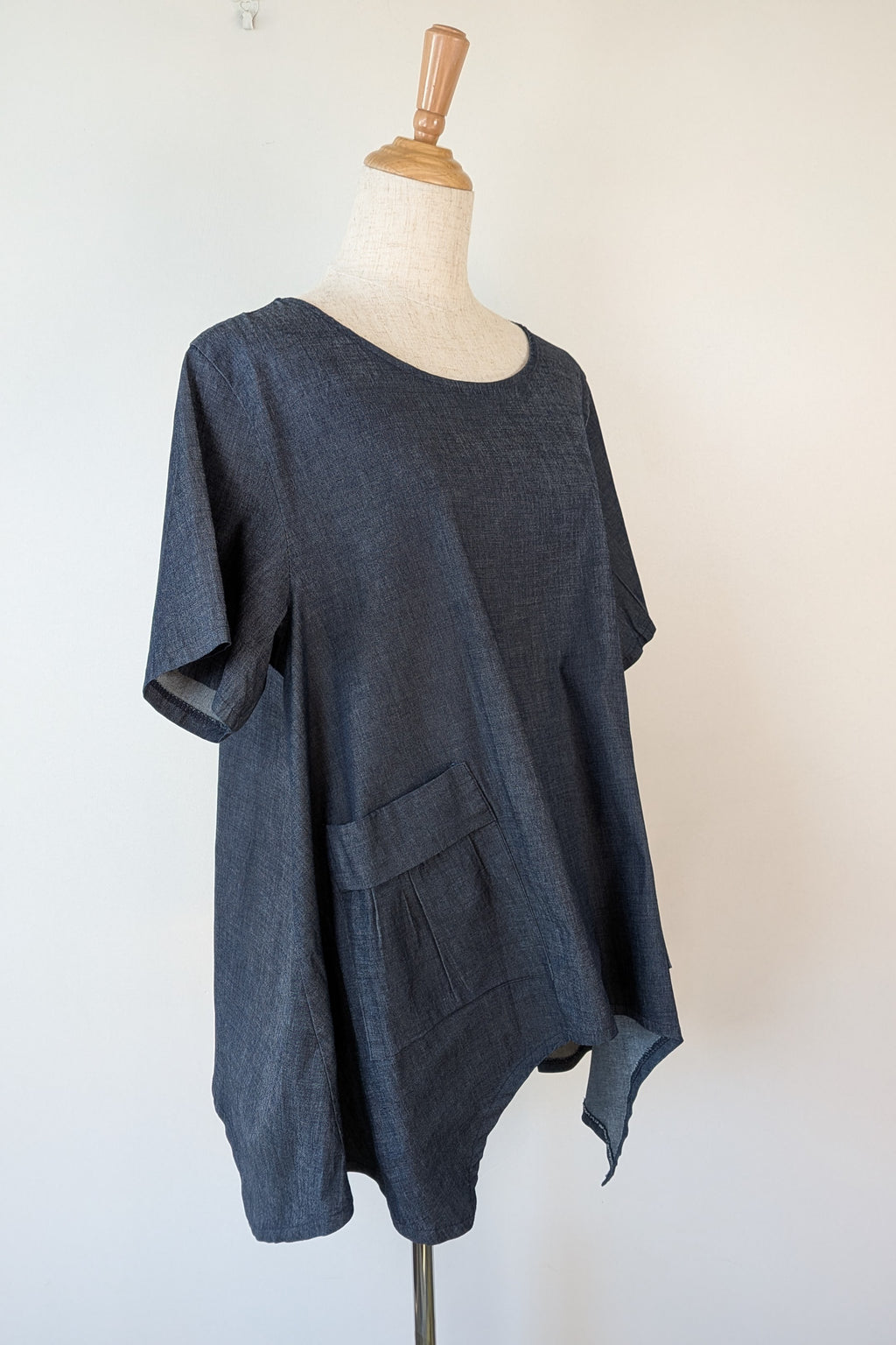 158C Blue Denim Cotton Blend Top in One Size