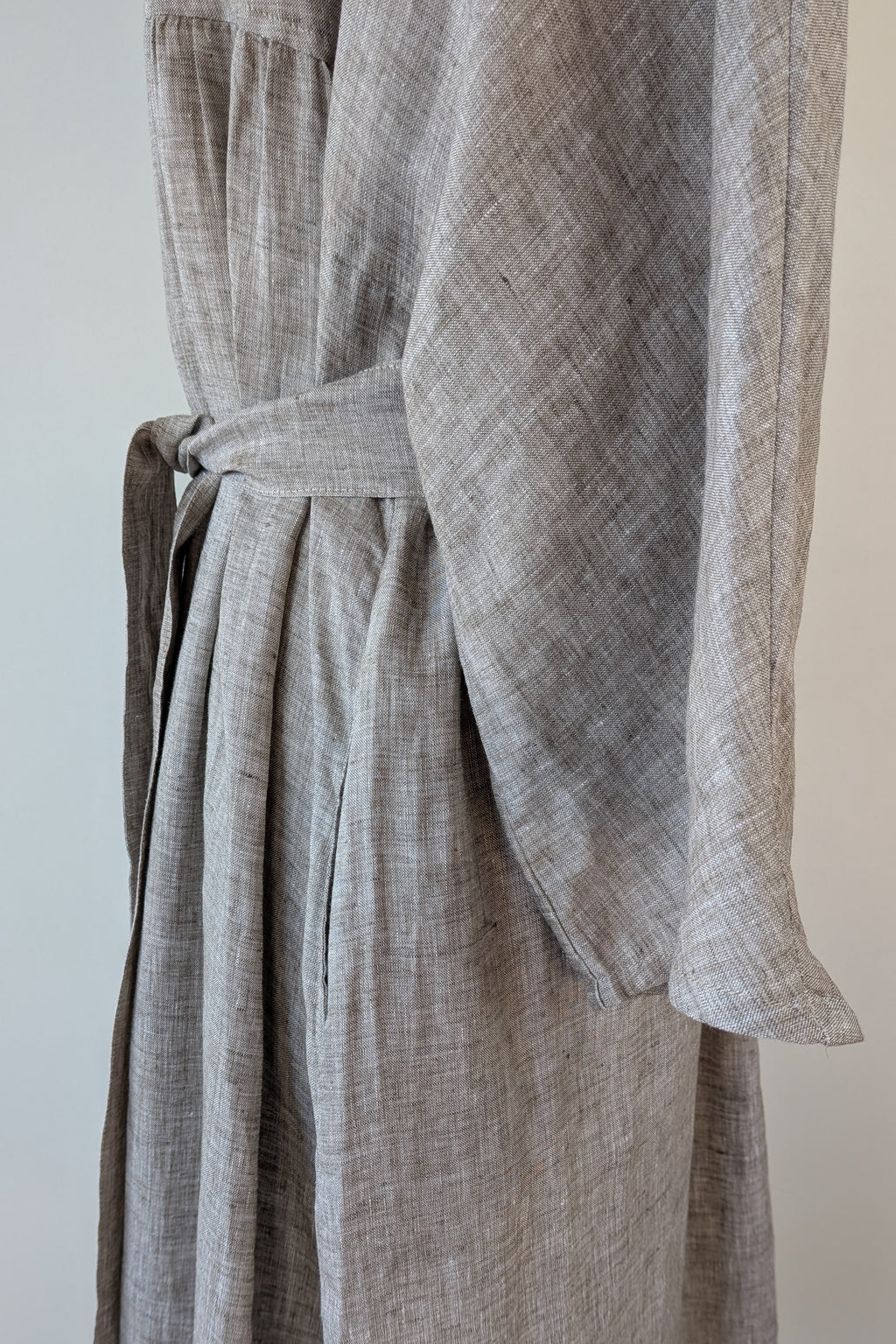 Stella Moda Linen Midi Dress in Grey in One Size
