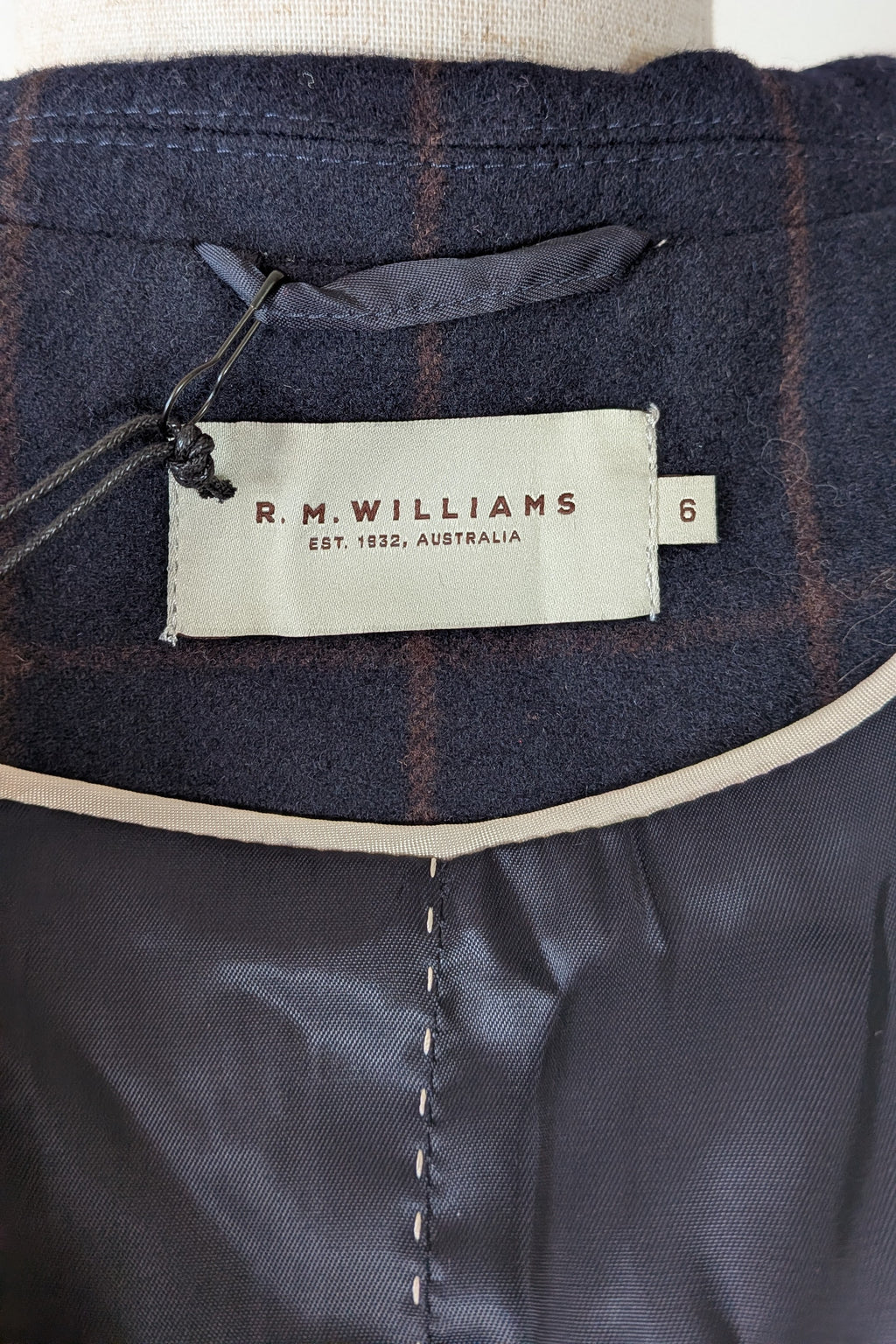 R.M. Williams Sheaoak Blazer Size 6 BNWT RRP $449
