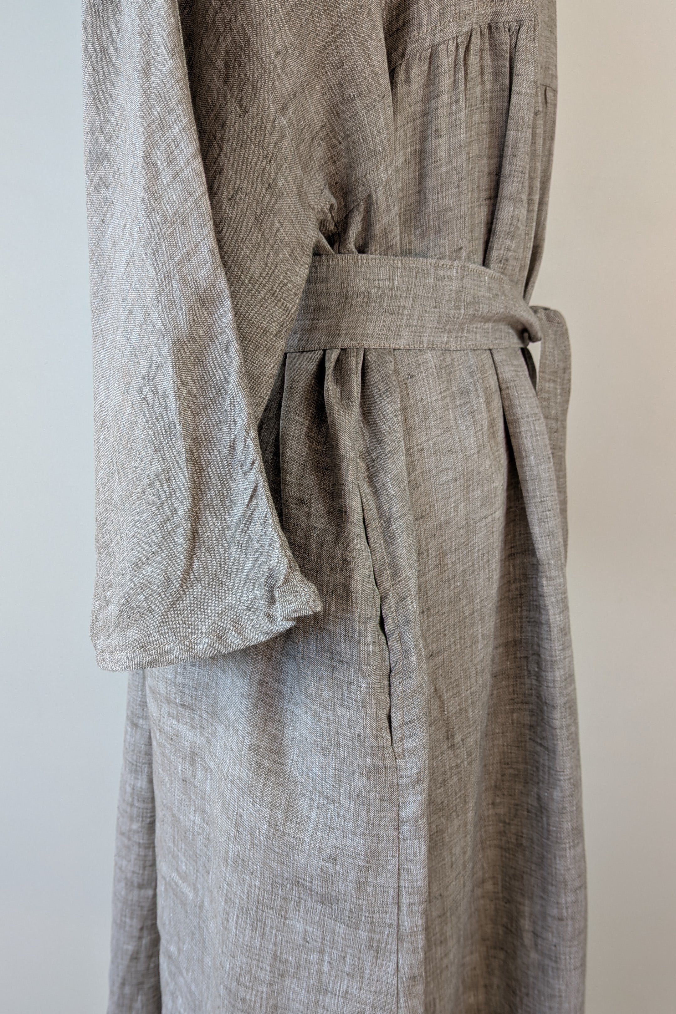 Stella Moda Linen Midi Dress in Grey in One Size