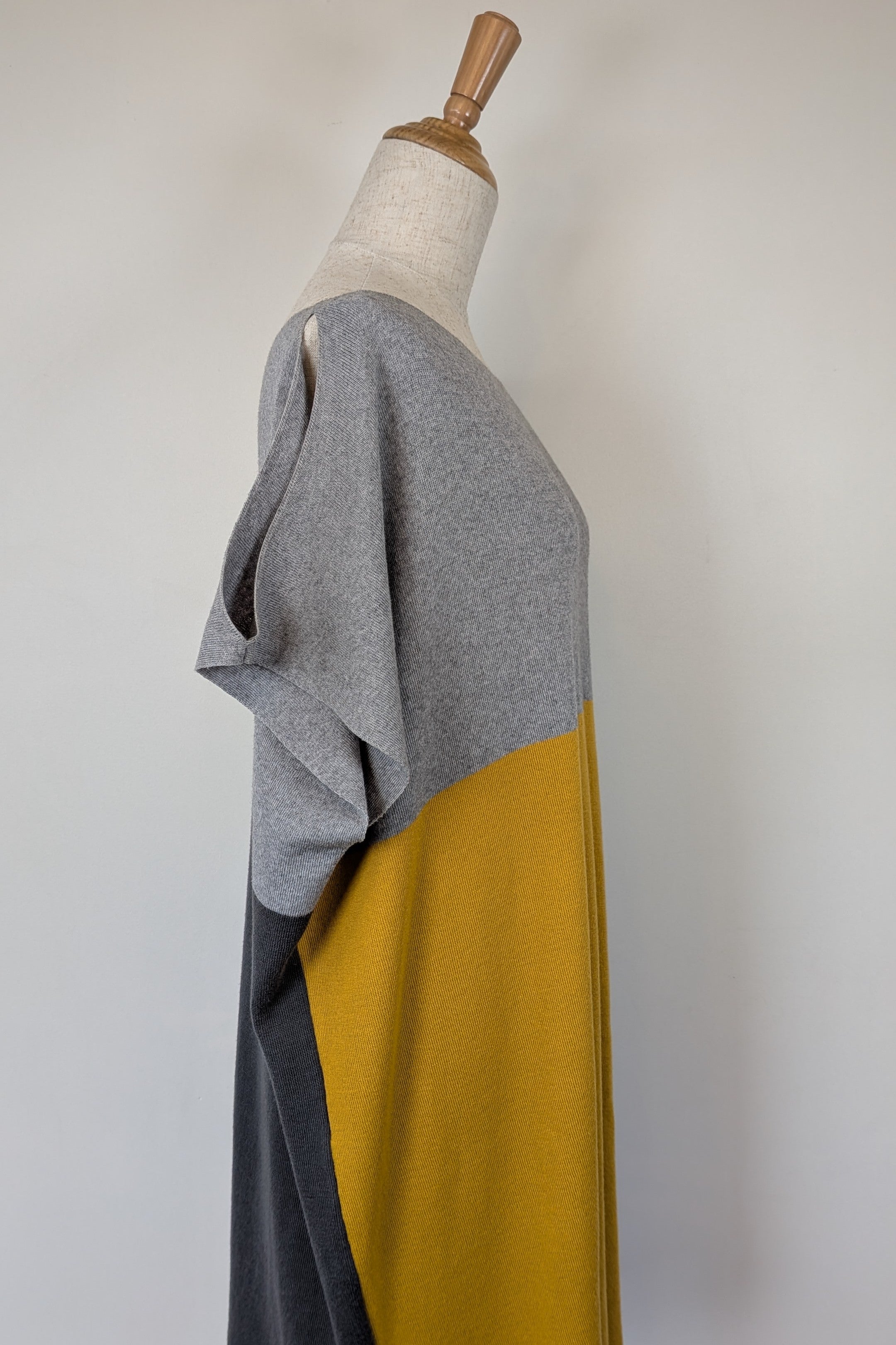 Uimi Colour Block Egyptian Cotton & Cashmere Knit Dress Size S-M