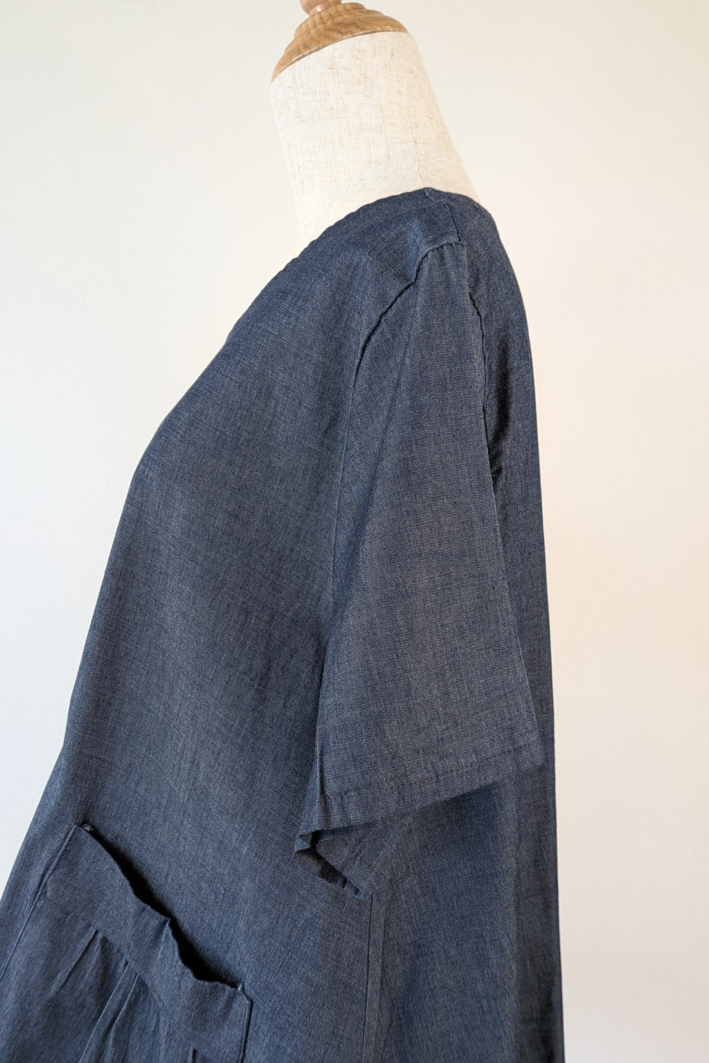 158C Blue Denim Cotton Blend Top in One Size