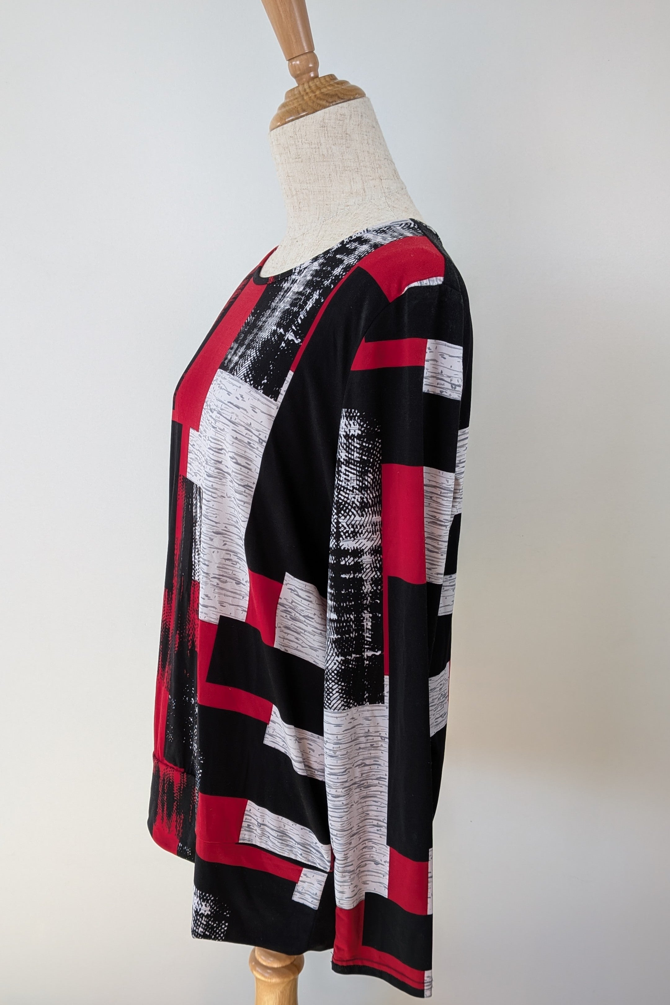 Noni B Colourblock Jester Red Knit Top Size S Brand New With Tags RRP $99.99