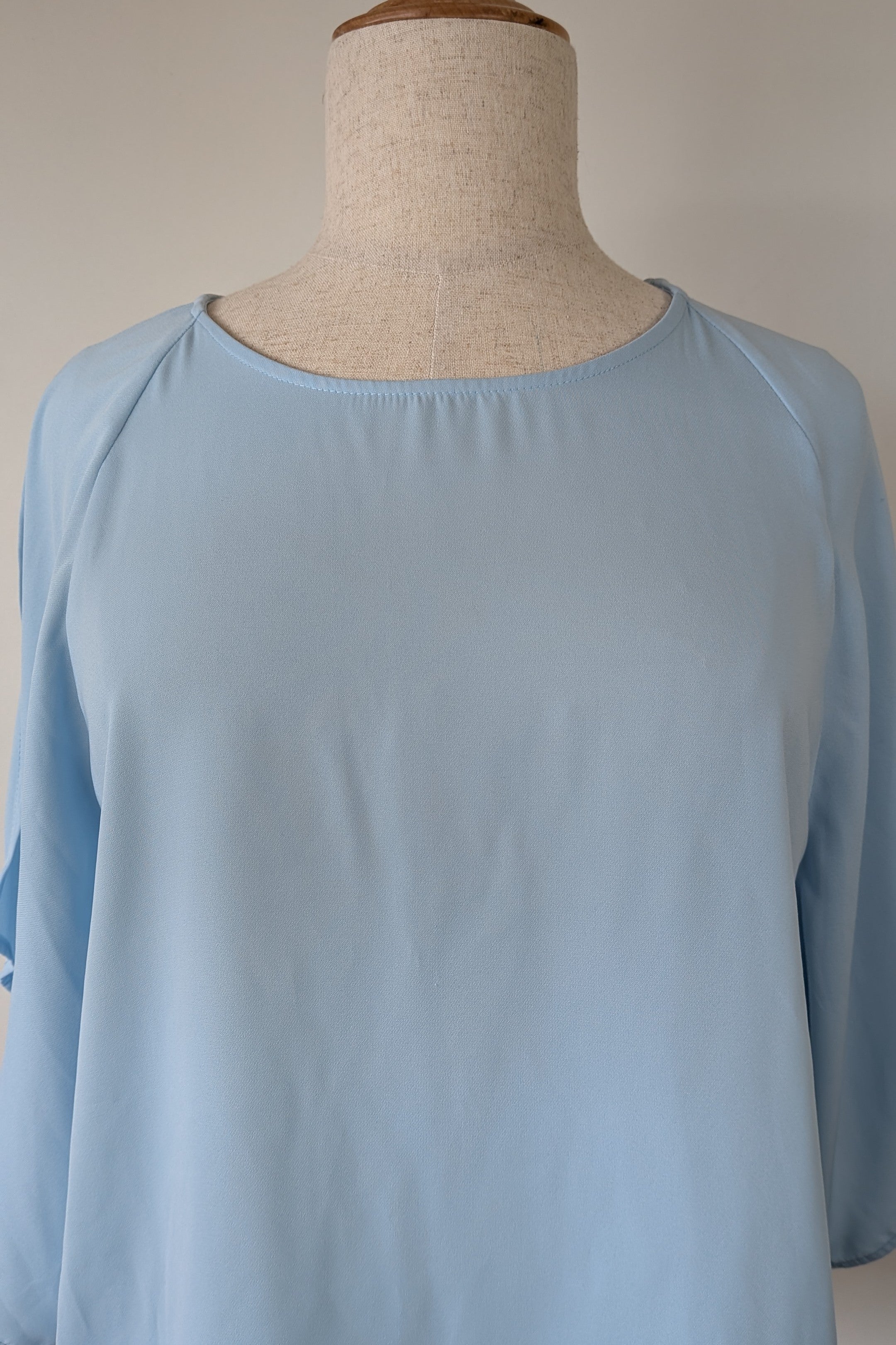 Liz Jordan Selina Top in Dream Blue Size 16 Brand New With Tags RRP $89.95