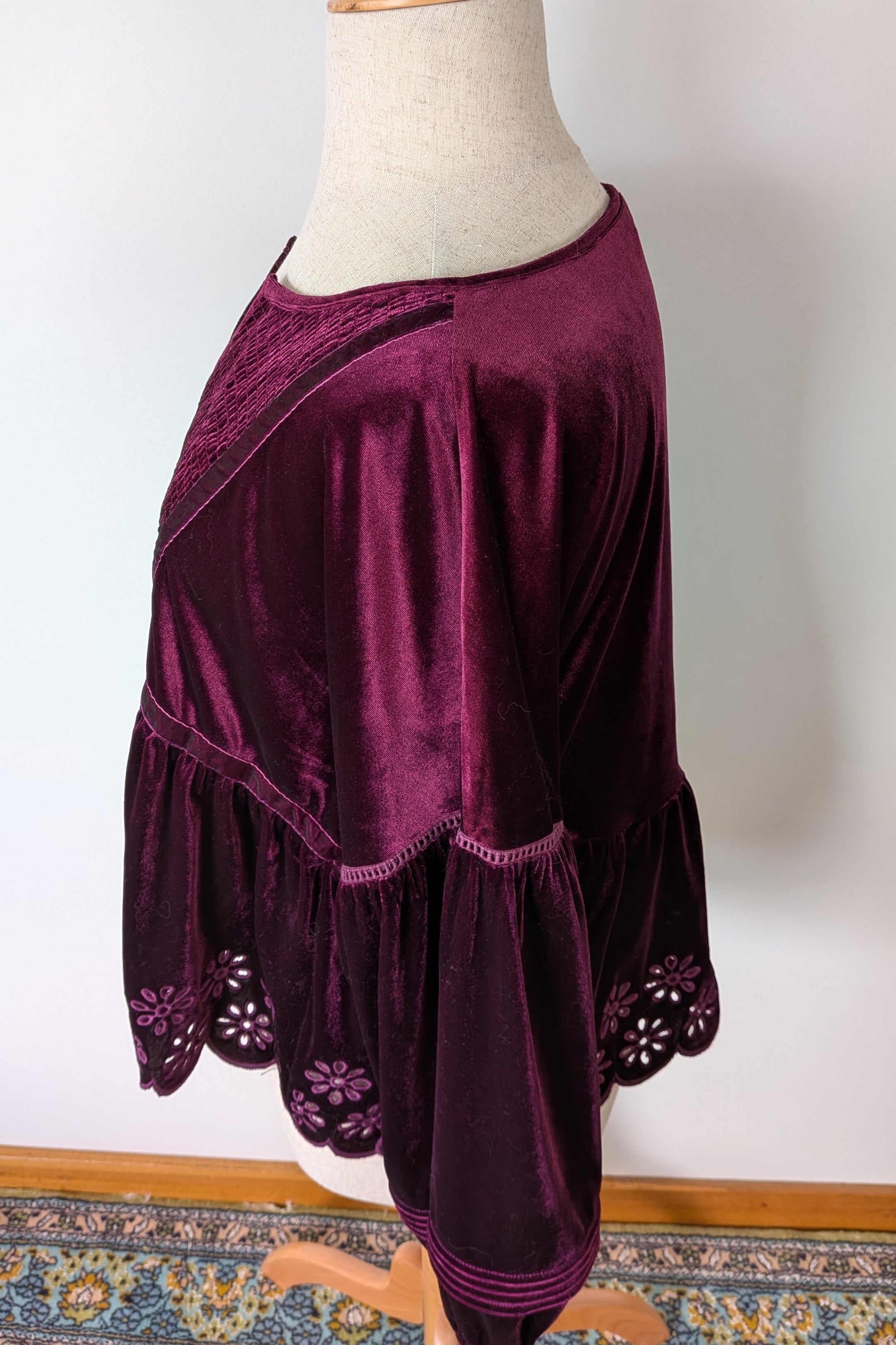 The Poetic Gypsy Burgundy Velvet Top Size 18/20