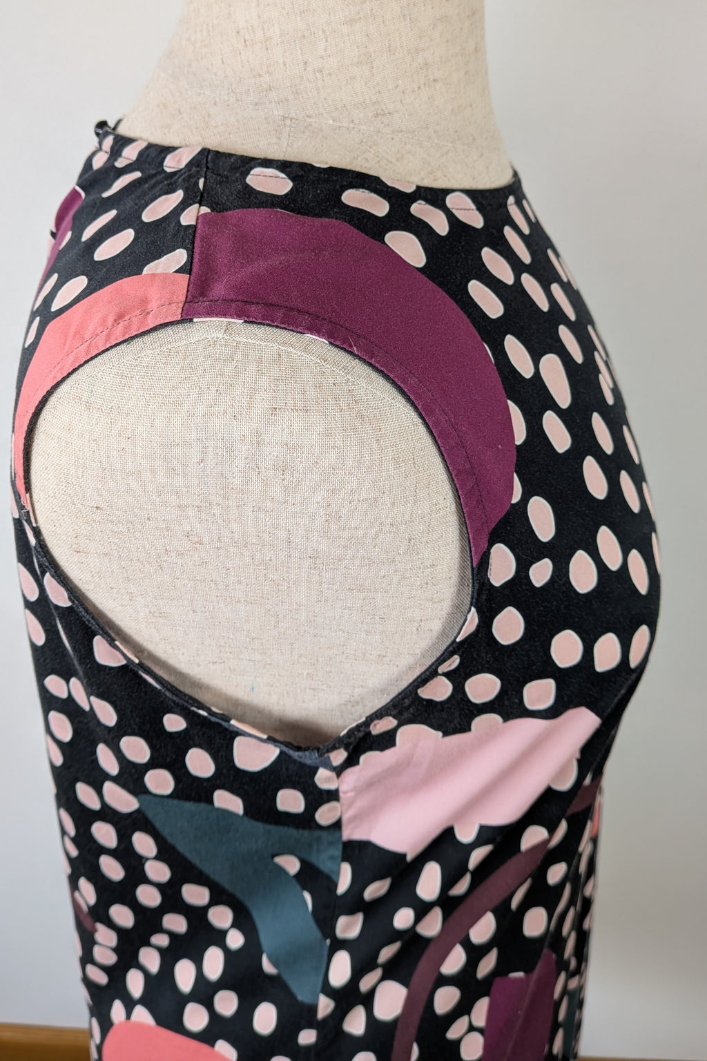 Hand Made by Gerrie T (Tasmania Brand) Spots & Shapes Dress Size L