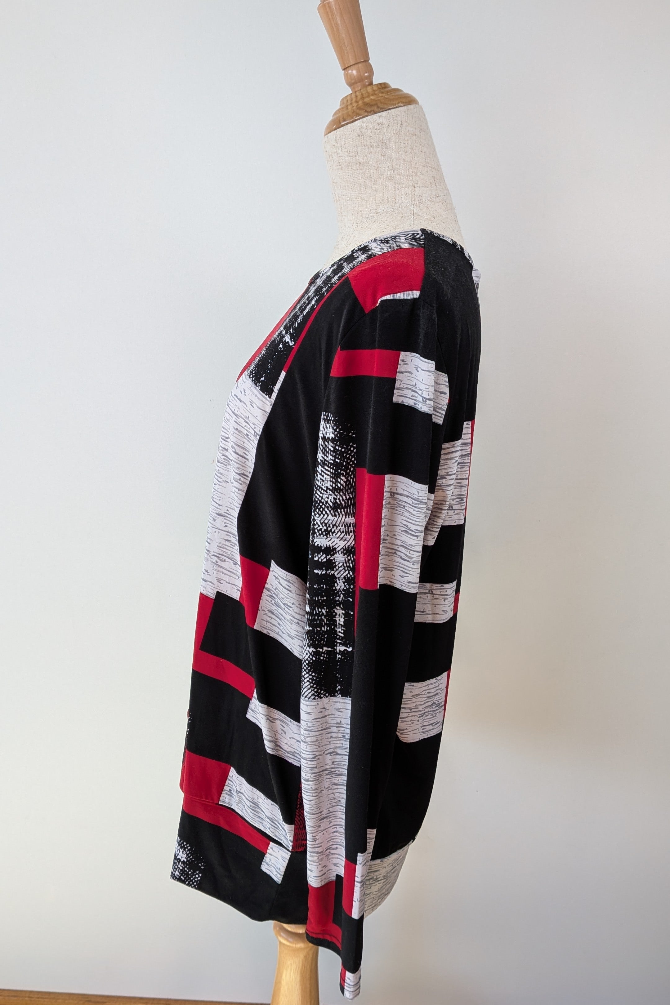 Noni B Colourblock Jester Red Knit Top Size S Brand New With Tags RRP $99.99