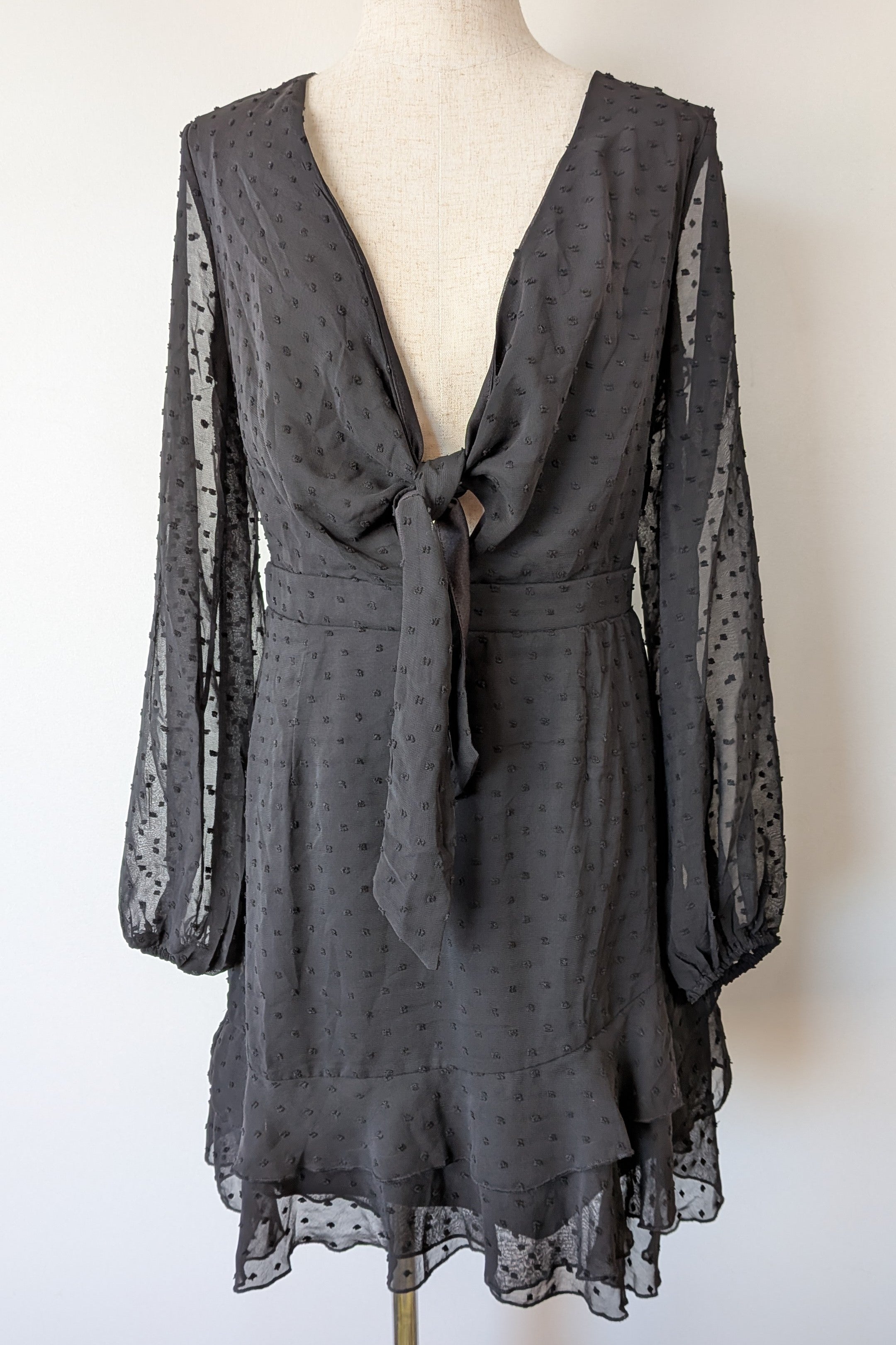 Boohoo Black Ruffle Hem Dobby Chiffon Mini Dress Size 8/10 Brand New With Tags RRP $84