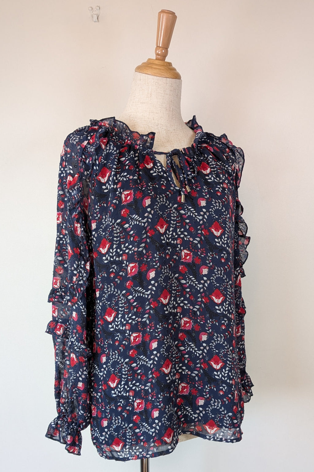 Liz Jordan Designer Collection Frill Trim Lurex Printed Top in Midnight Size 8 BNWT RRP $139.99
