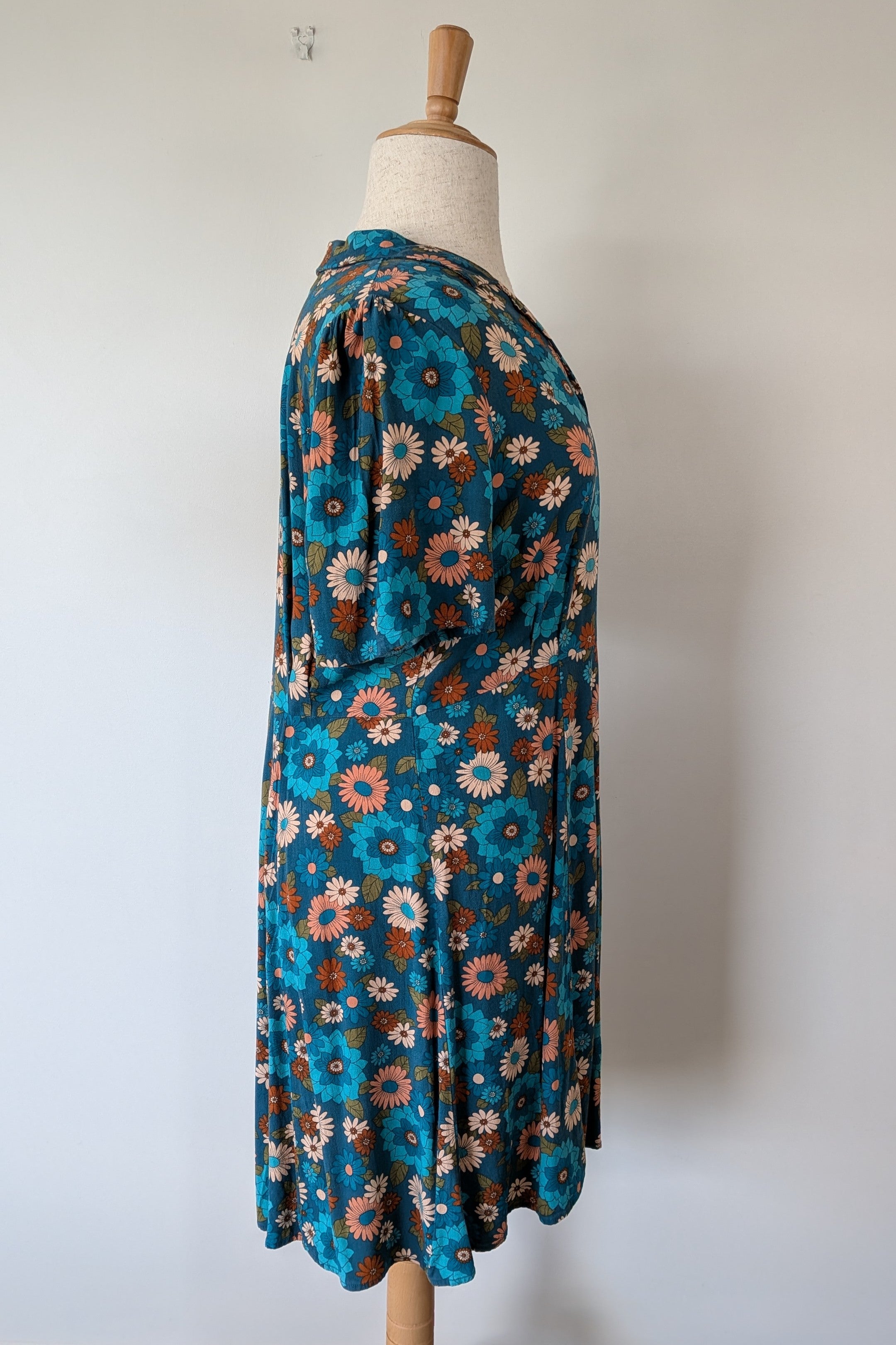 Princess Highway Lindy 70s Floral Mini Dress Size 18
