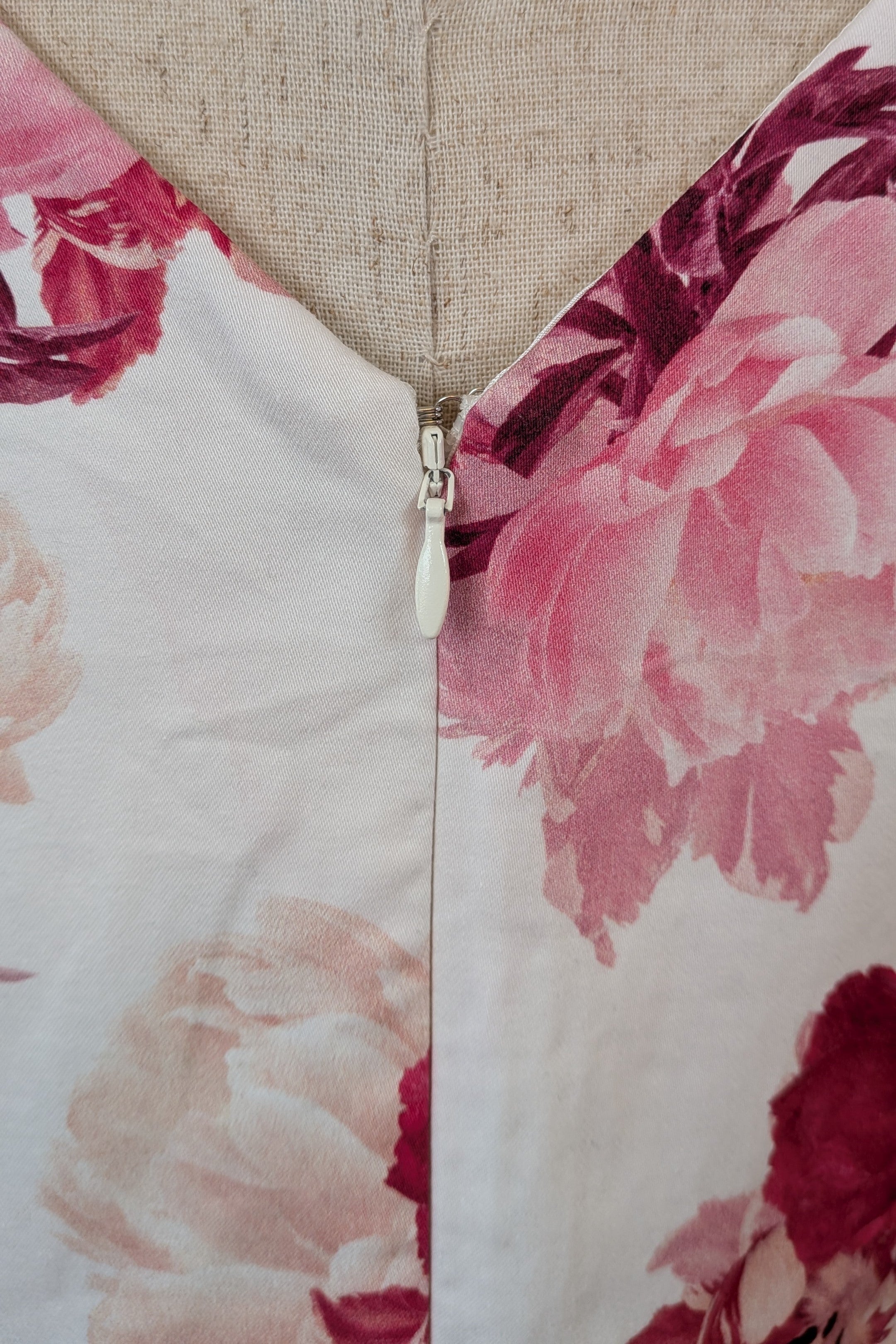 Portmans White & Pink Floral Fit and Flare Dress Size 10