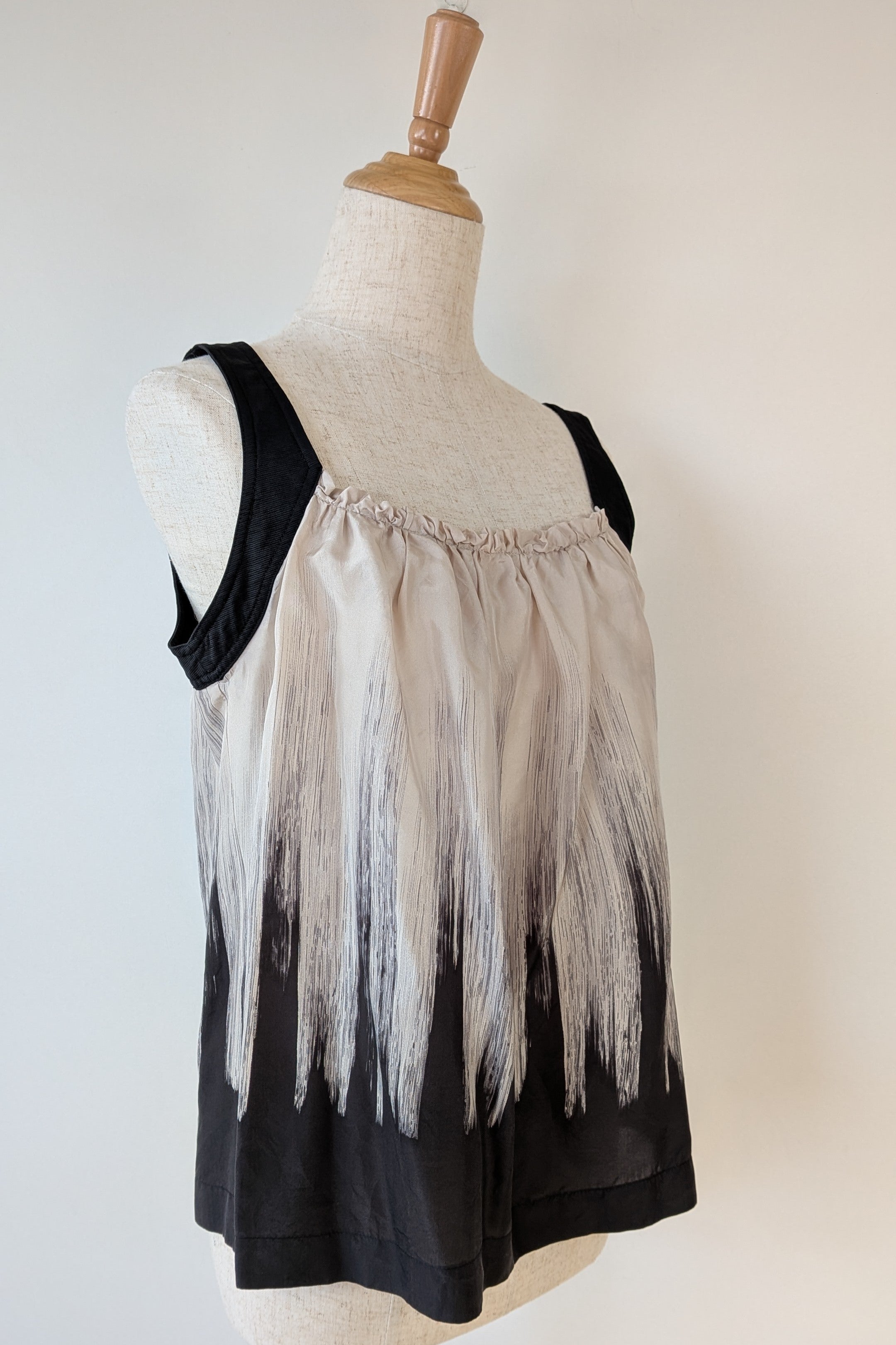 Jane Lamerton Petites Silk Abstract Monochrome Top Size 10