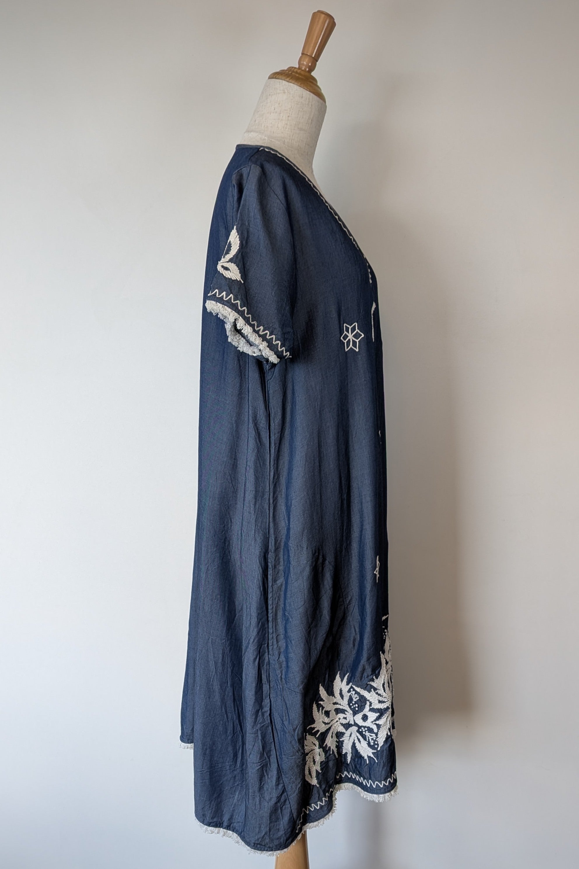 Ruby Yaya Denim Blue Embroidered Kaftan Dress Size M