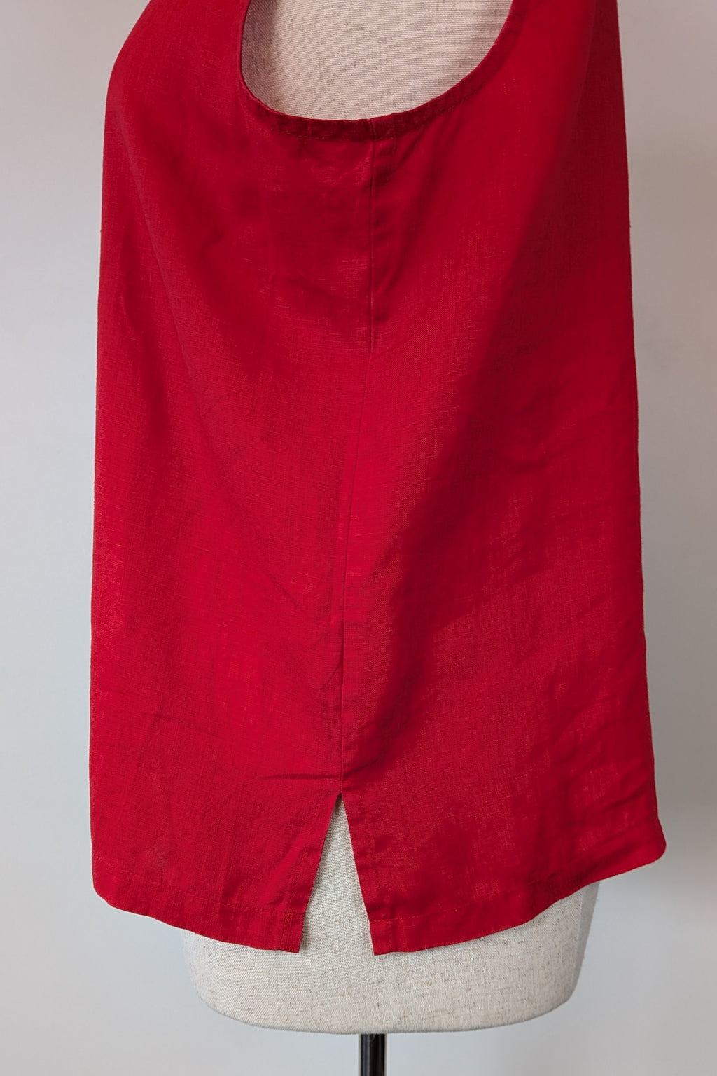 Vintage 90s Motto Red Sleeveless 100% Linen Shirt Size 16