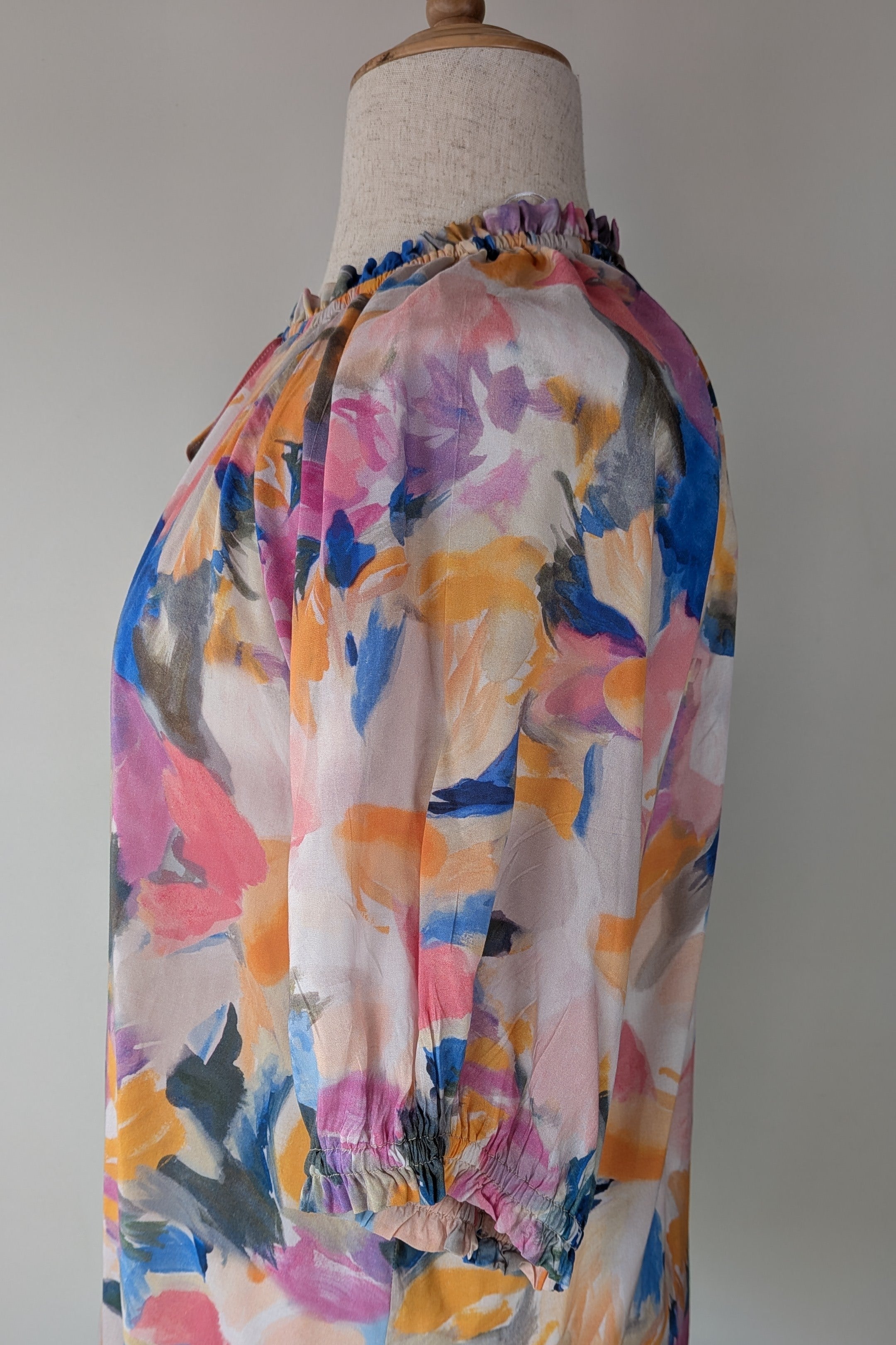 Blue Illusion Painterly Floral Print Peasant Shirt Size L