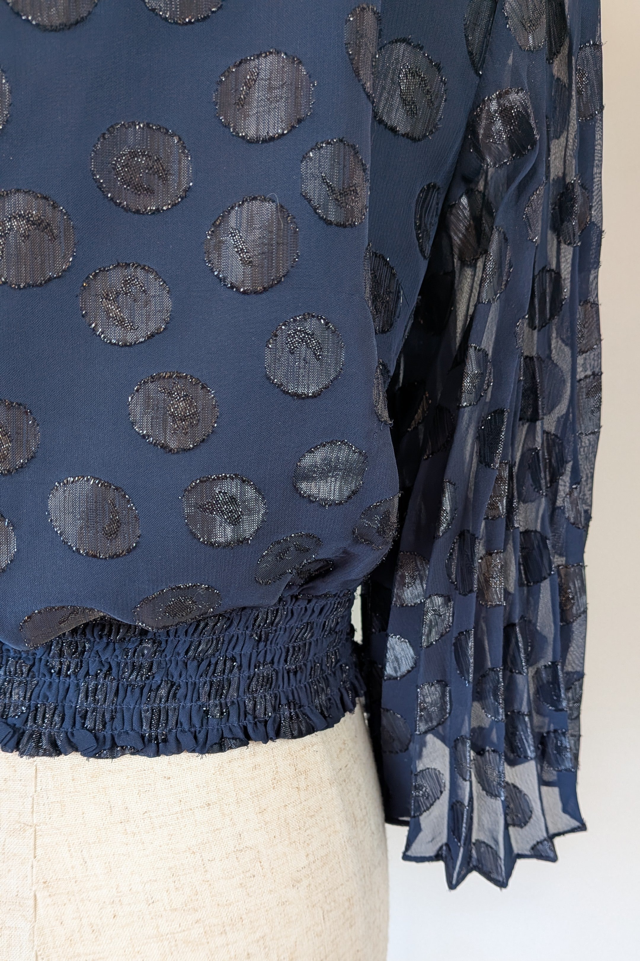 Wayne Cooper Navy Black Polka Dot Pleated Fan Sleeve Wrap Top Size 10
