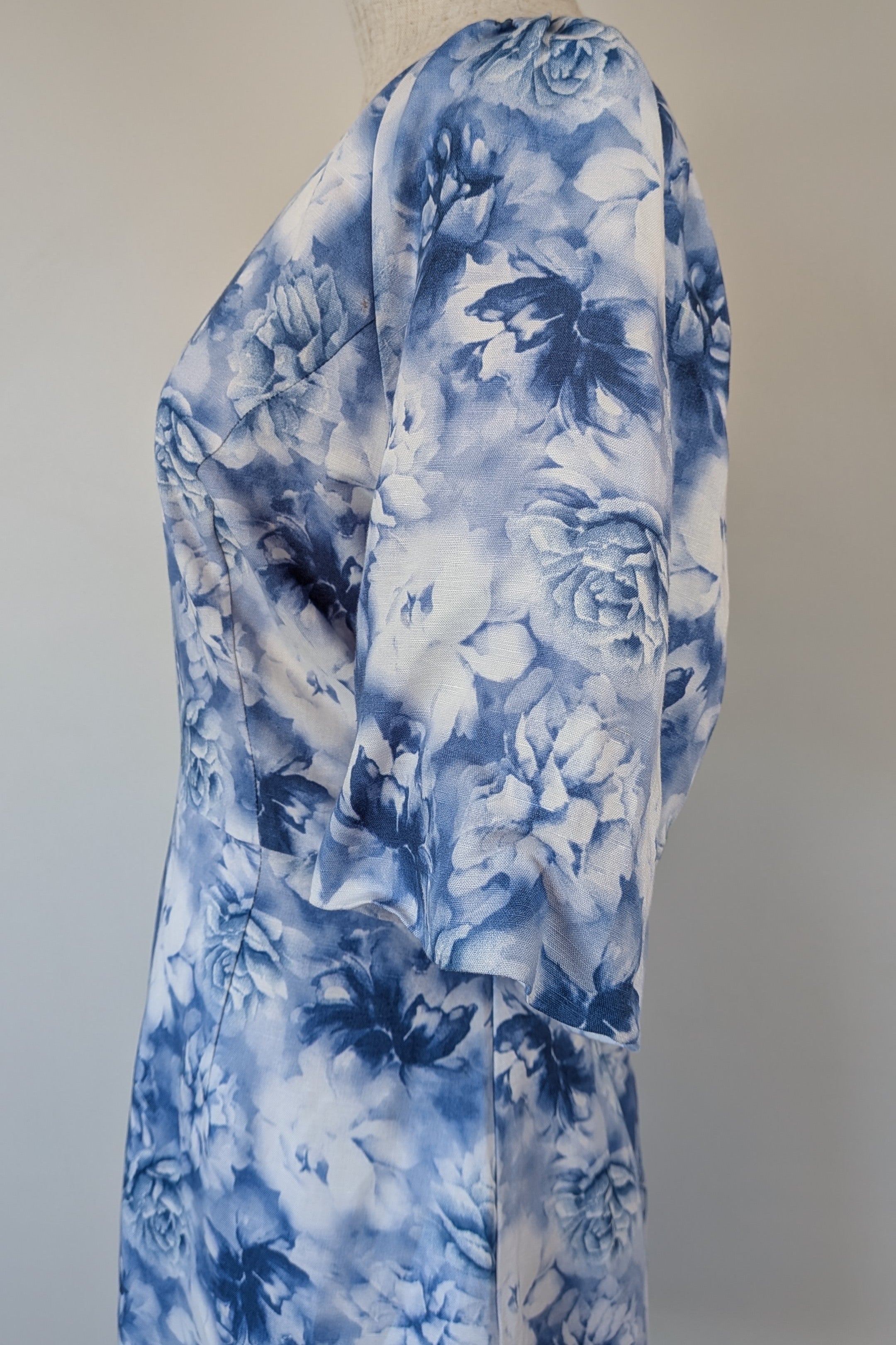 Tokito Blue & White Floral Puff Sleeve Dress Size 10