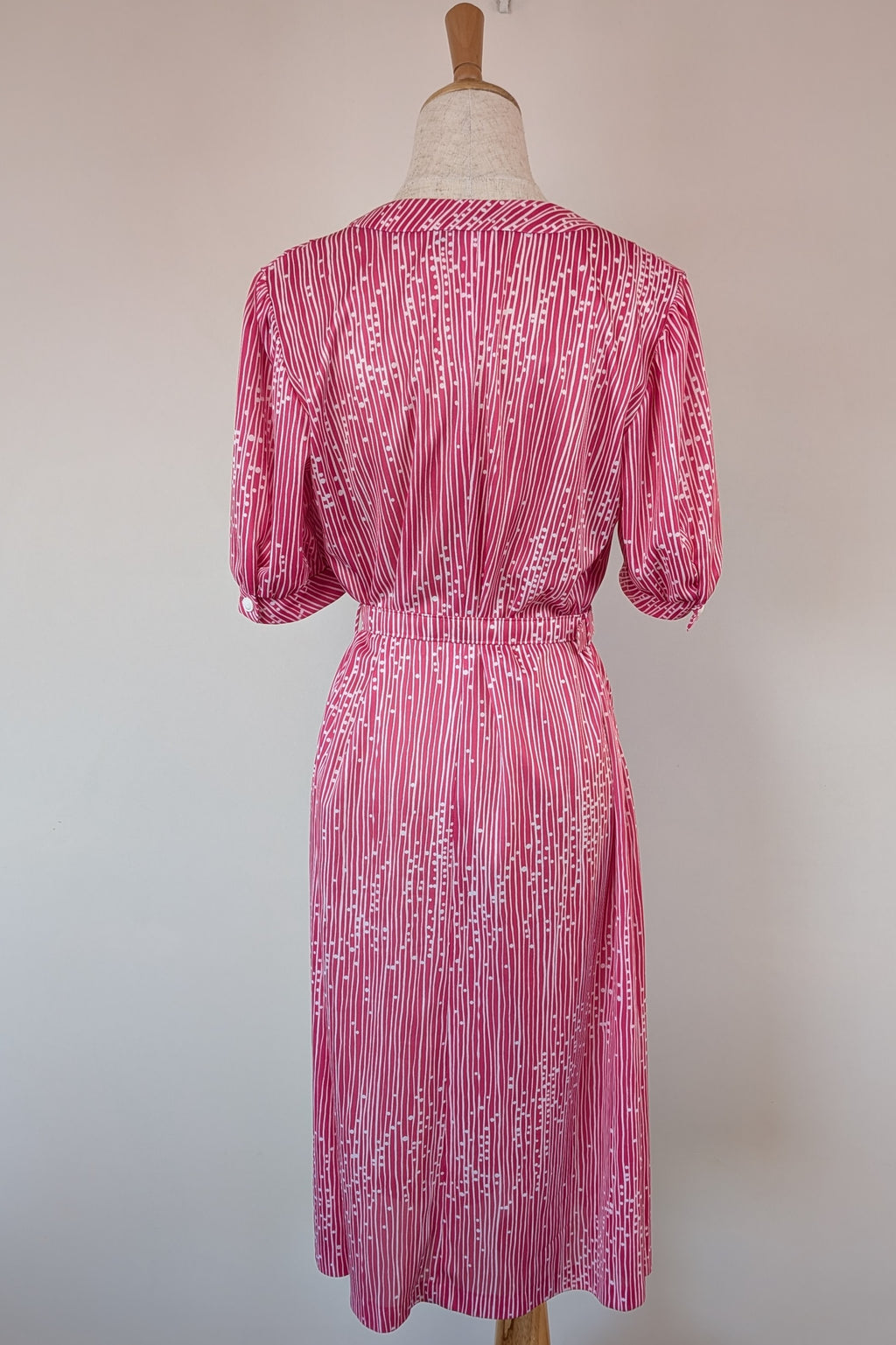 Vintage 80s Debra Fashions Melbourne Pink & White Abstract Pattern Shirtwaister Dress Size 10/12