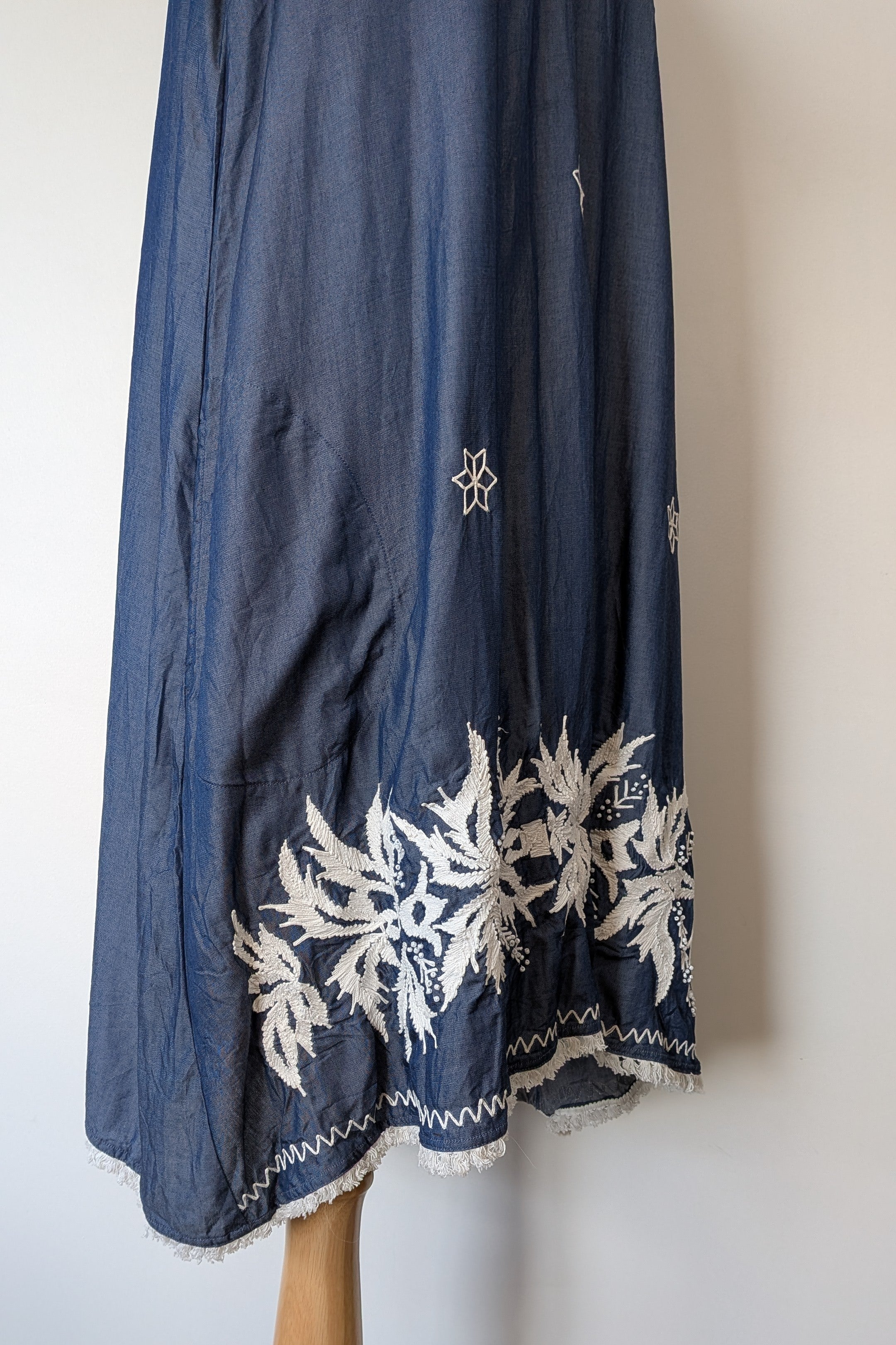 Ruby Yaya Denim Blue Embroidered Kaftan Dress Size M