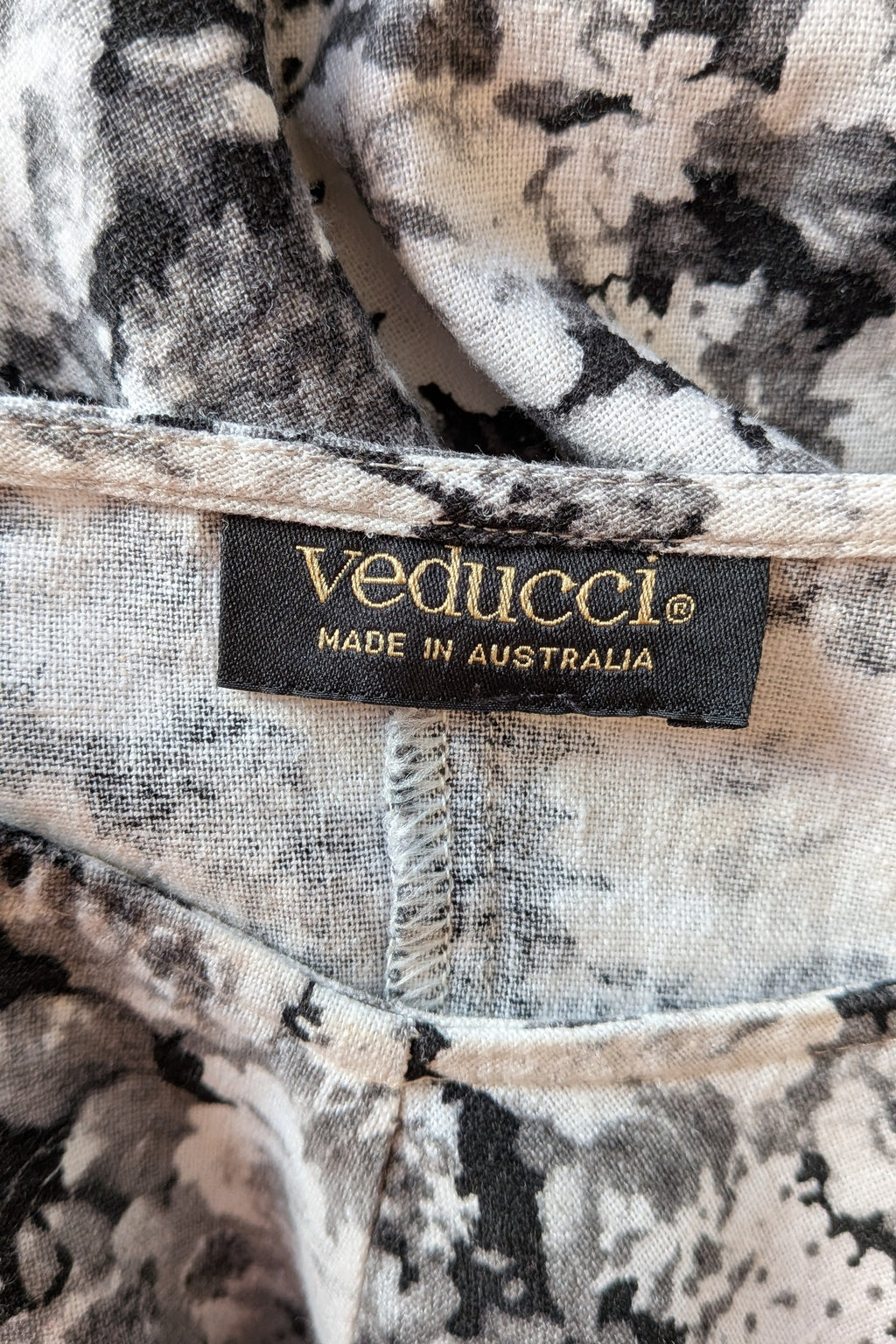 Veducci Linen Blend Floral Monochrome Dress Size 10