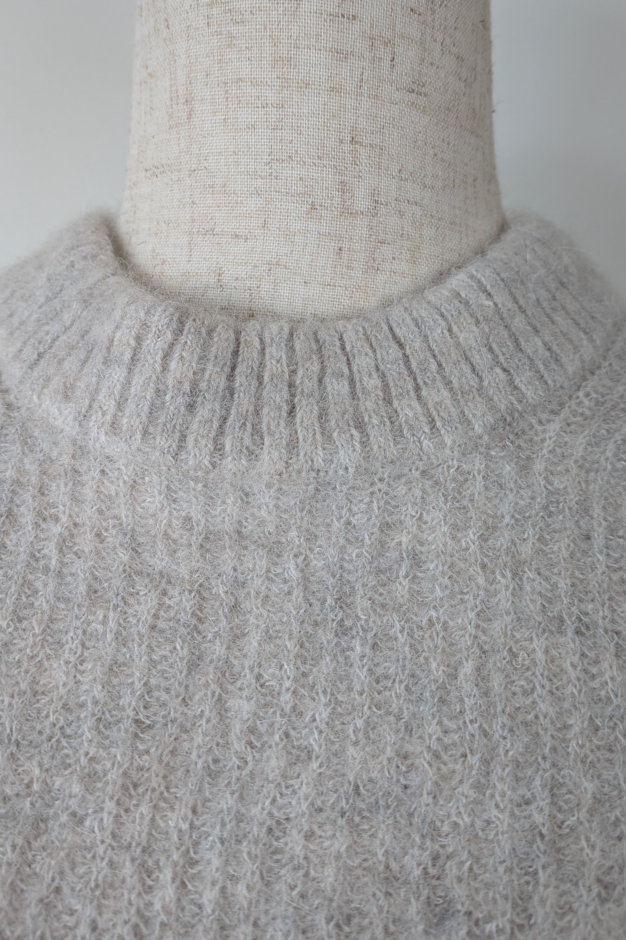 Everlane The Cocoon Crew in Alpaca Almond Jumper Size S