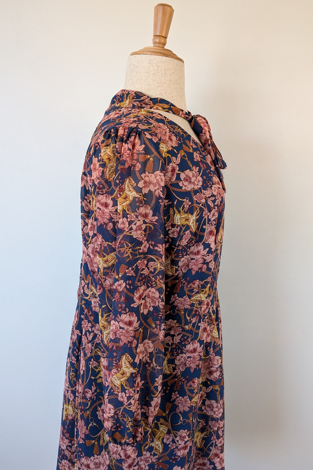 Modcloth Apogee of Elegance Floral & Horse Print Dress Size 22