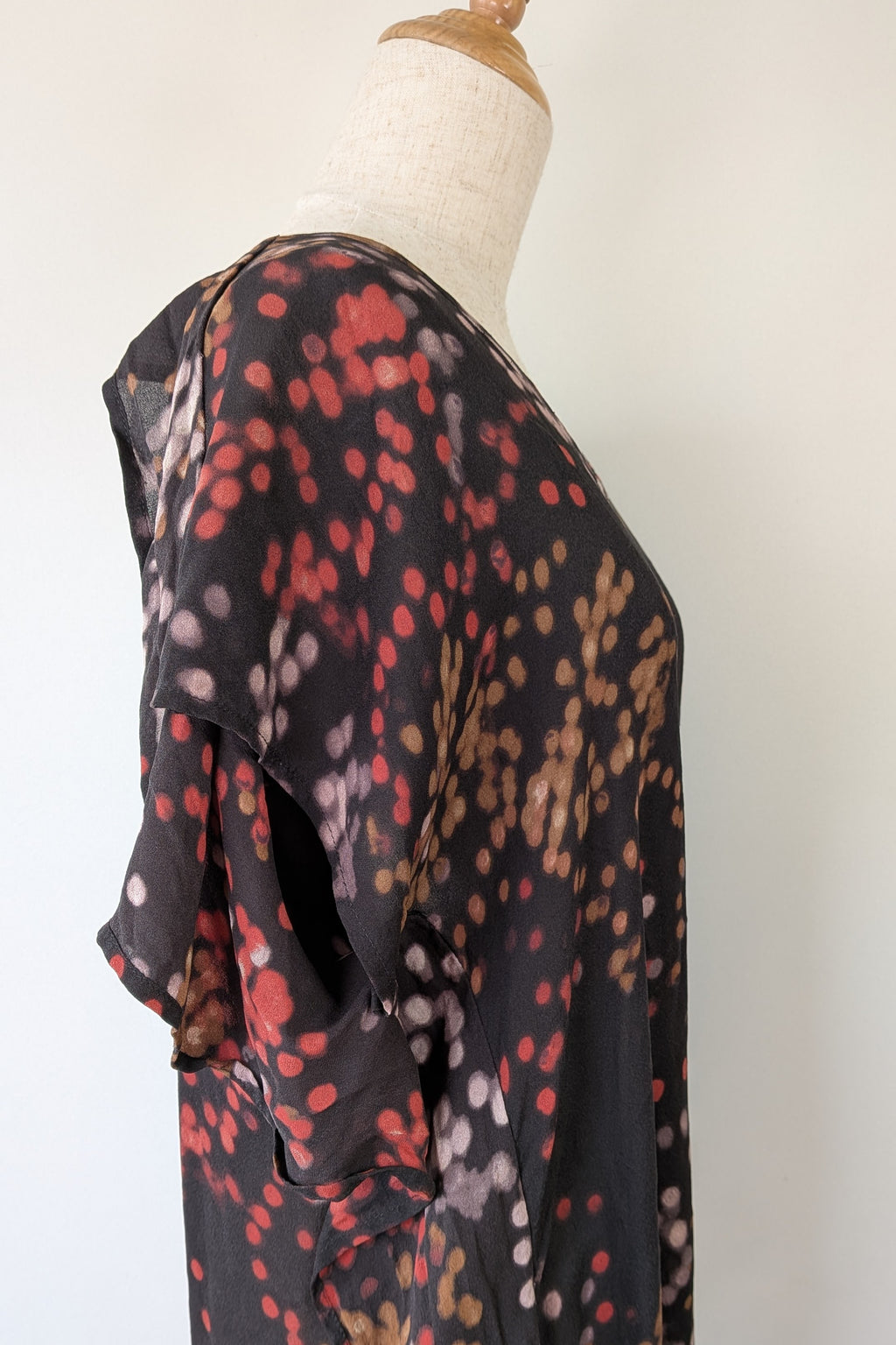 Vintage Y2K Kingan Jones 100% Silk Abstract Dot Top Size 12