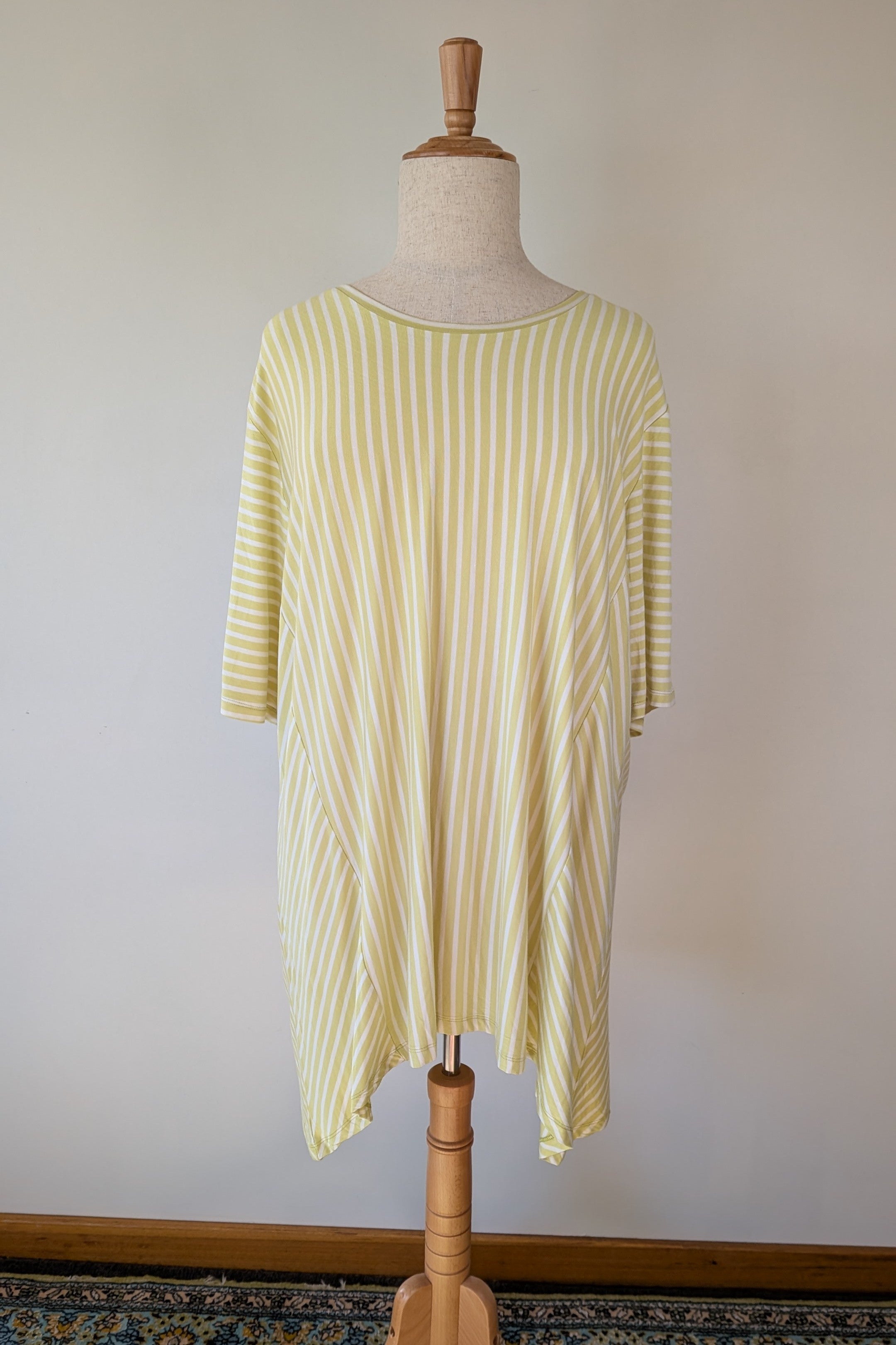My Size Seaside Hanky Hem Lime Top Size L Brand New With Tags RRP $99.95