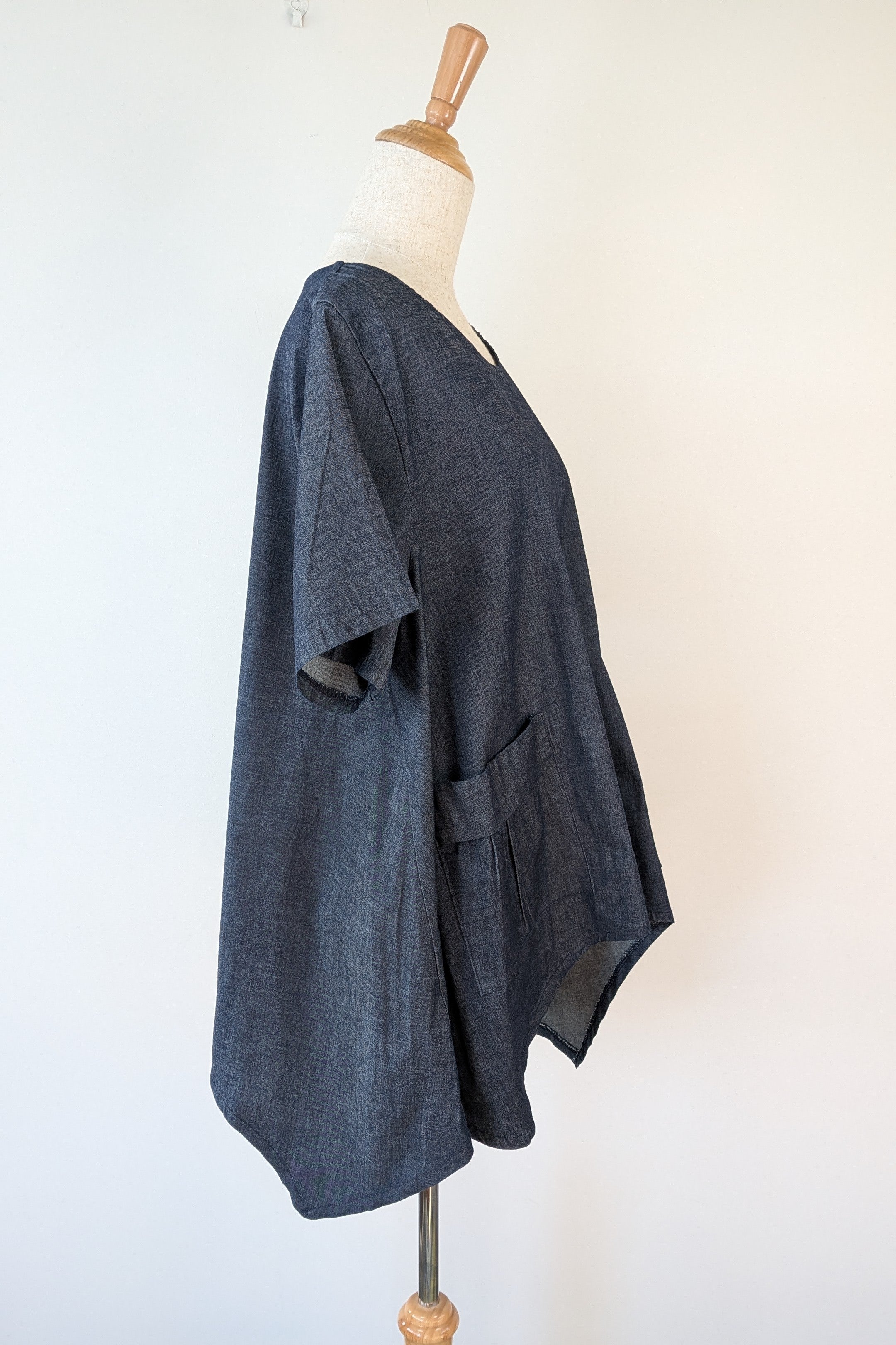 158C Blue Denim Cotton Blend Top in One Size