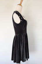 Quirky Circus Black Velvet Sweetheart Skater Dress Size 10