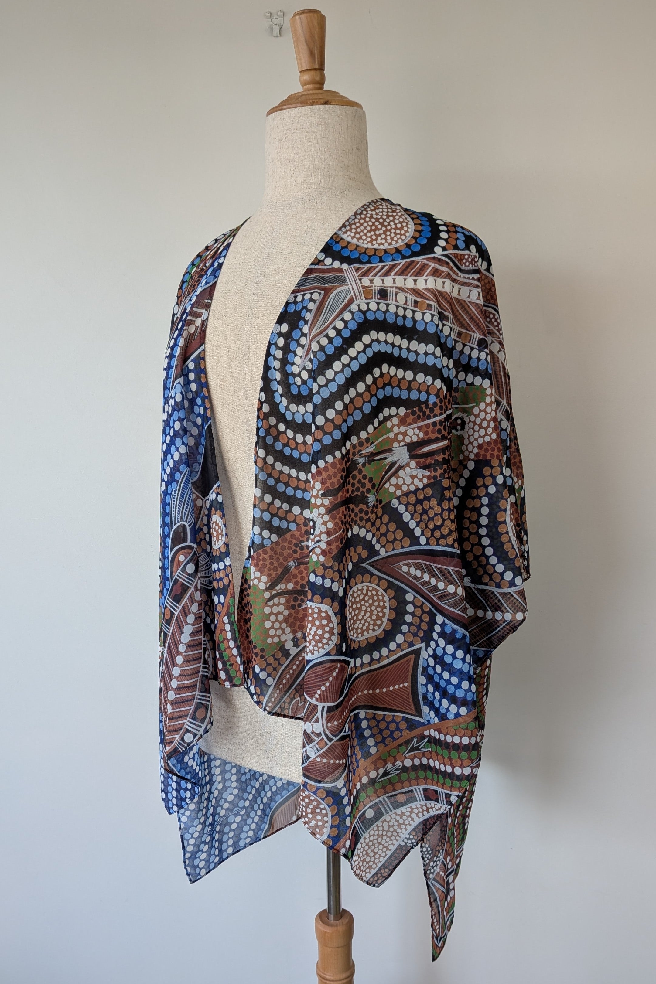 Lore Clothing Co. Aboriginal Art Healing Land Rivers Sea and Ocean Chiffon Shawl One Size Brand New With Tags RRP $64.95