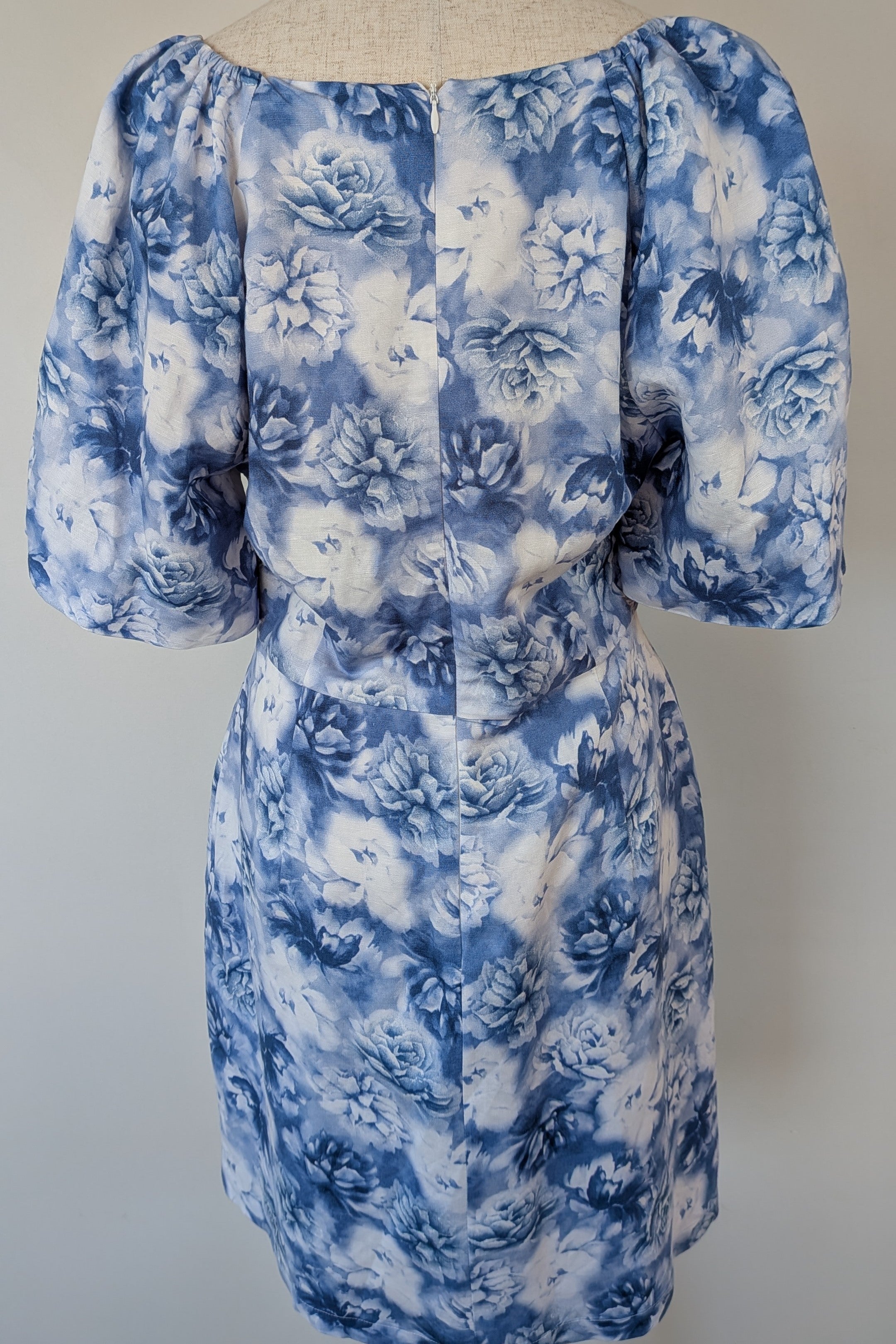 Tokito Blue & White Floral Puff Sleeve Dress Size 10