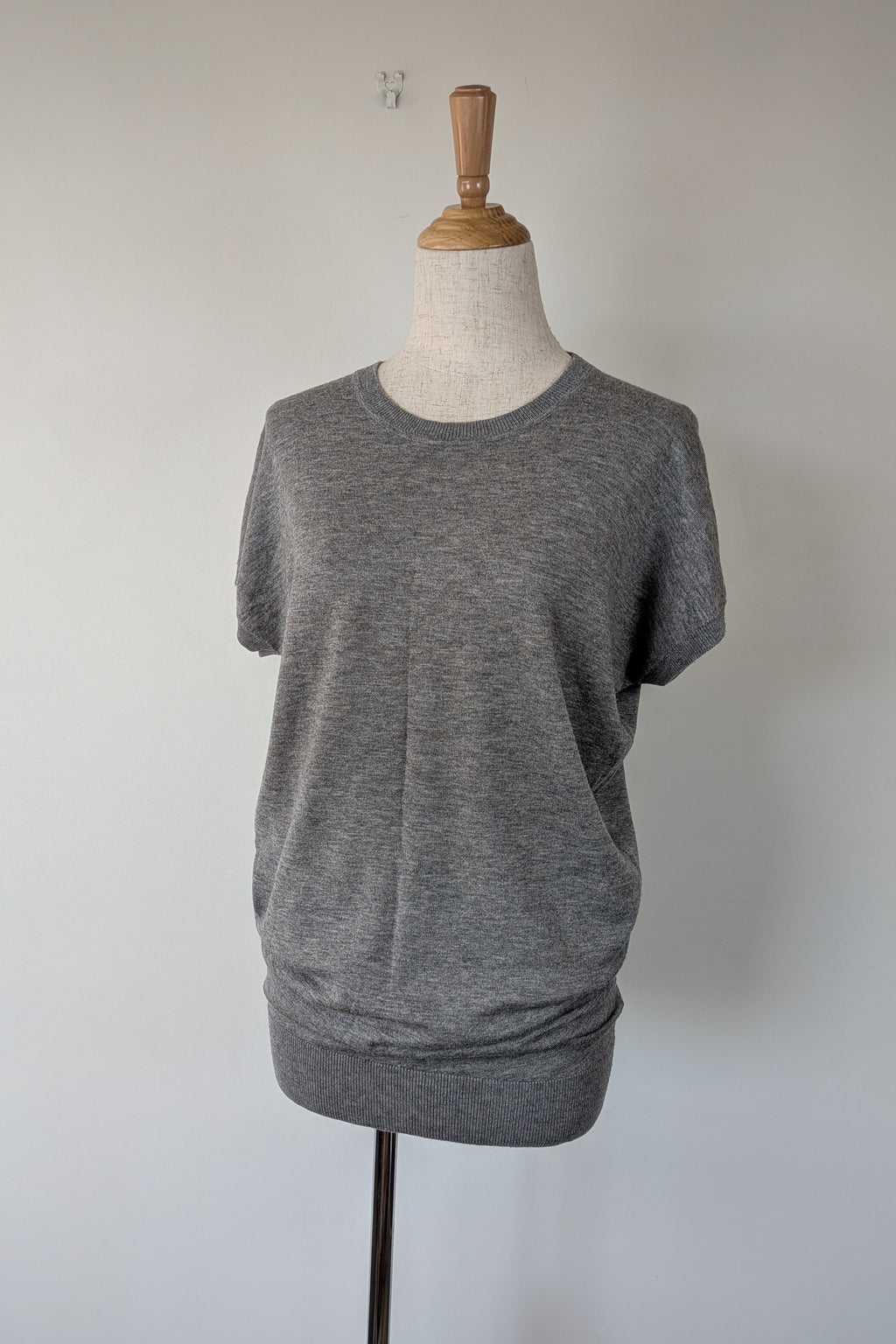 Country Road Grey Merino Wool & Silk Asymmetric Long Knit Top Size XXS