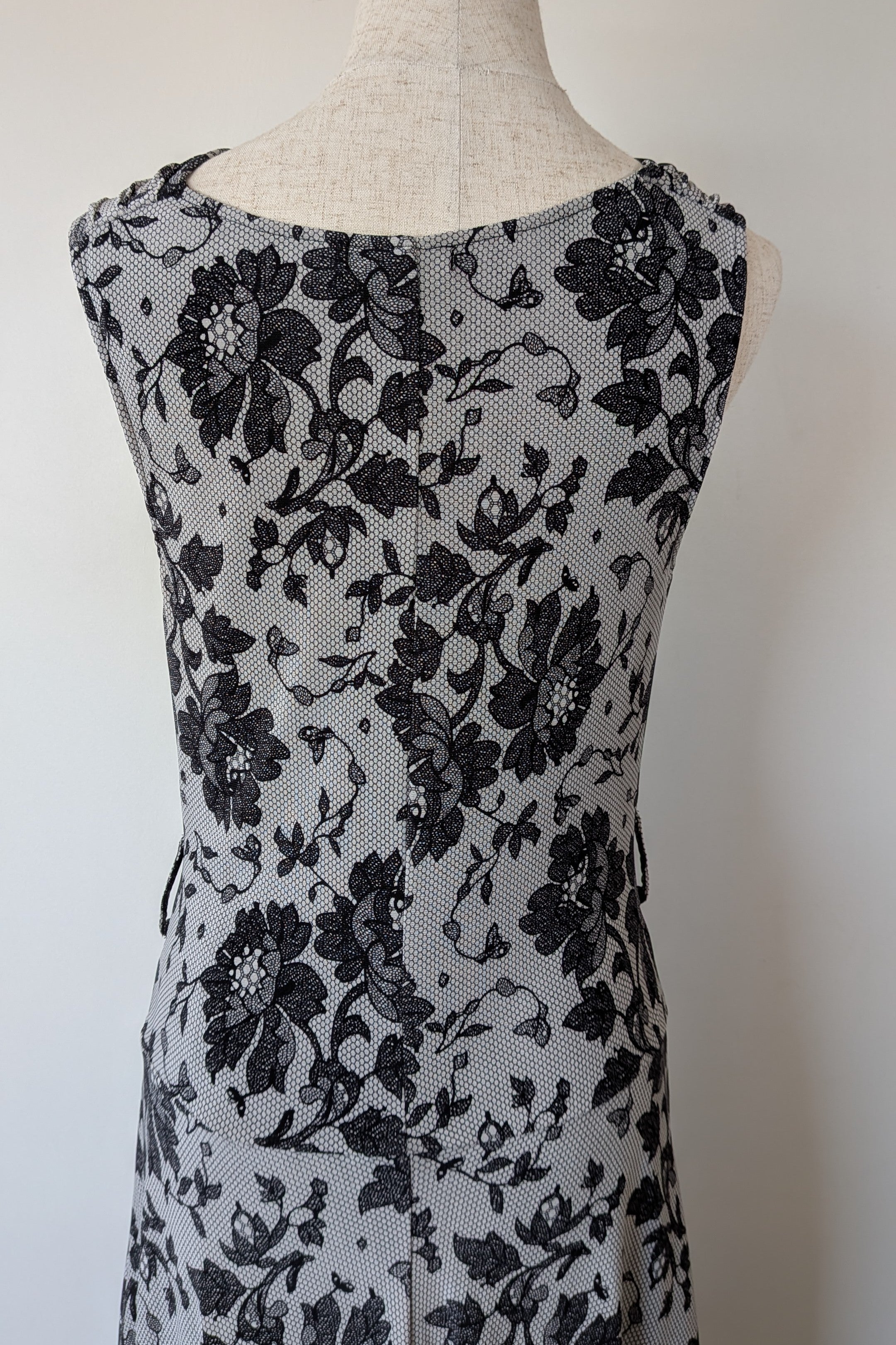 Vintage Y2K Tea Berry Floral Lace Cowl Neck Dress Size 8/10