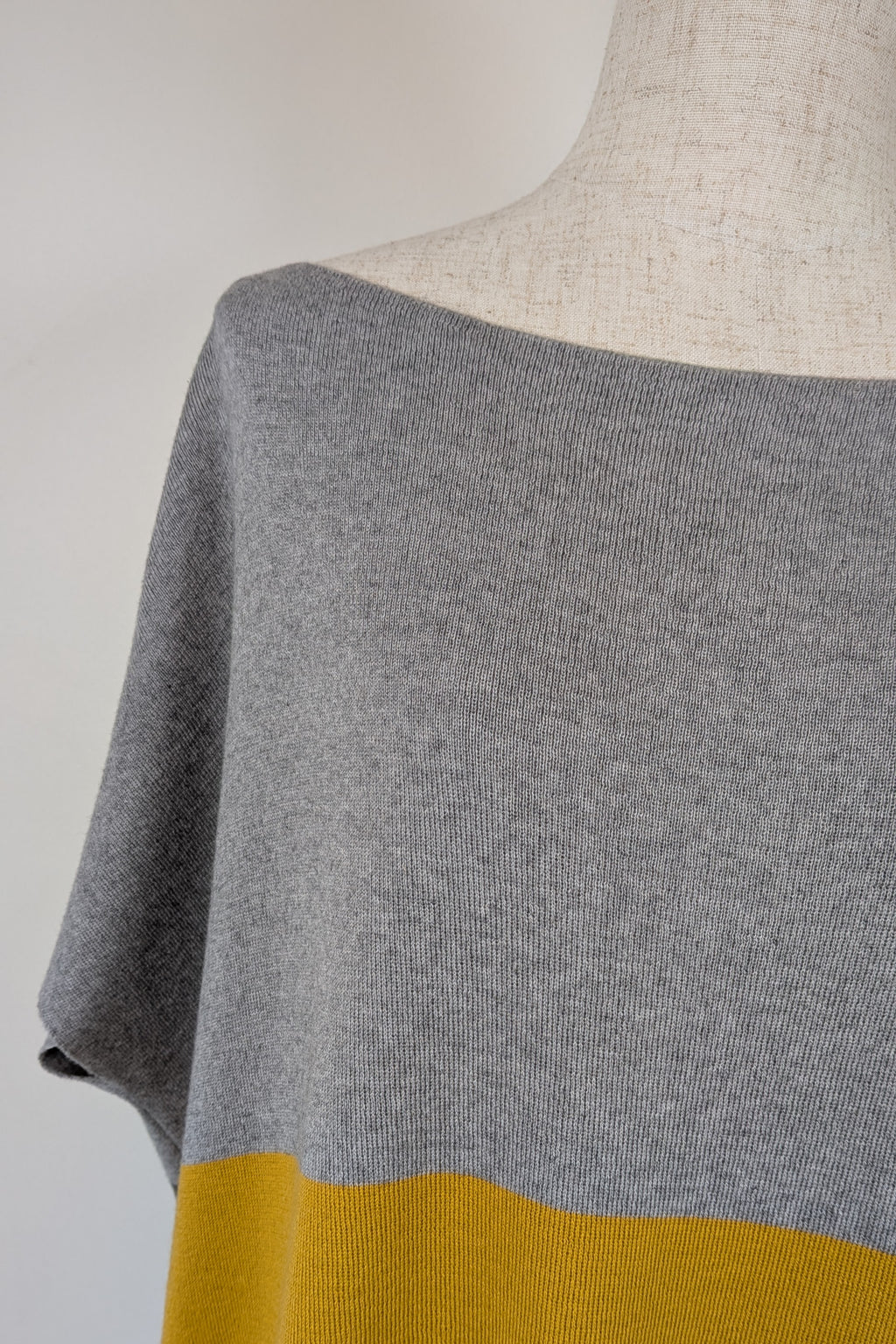 Uimi Colour Block Egyptian Cotton & Cashmere Knit Dress Size S-M