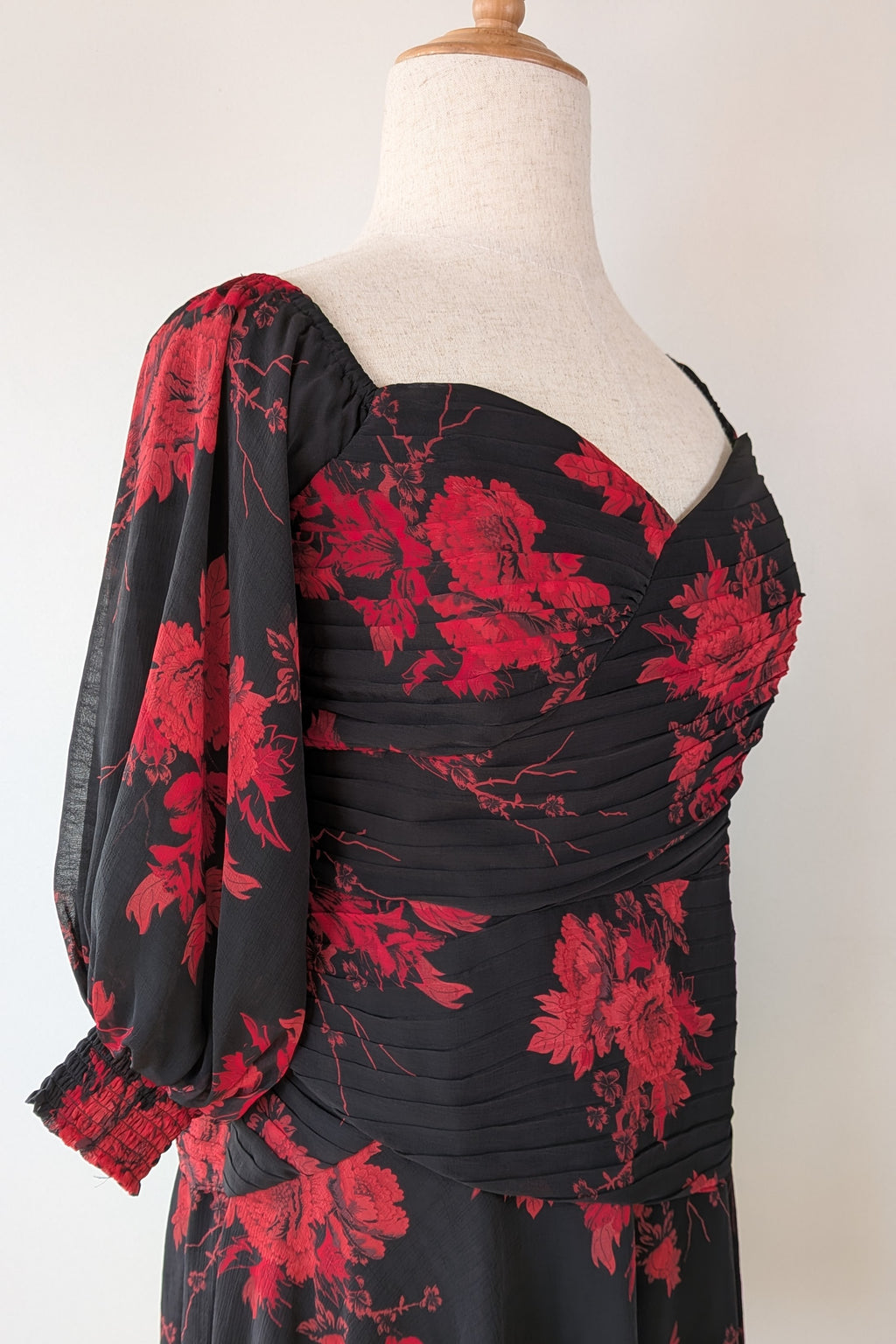 City Chic Crimson Garden Ruched Off The Shoulder Dress Size S