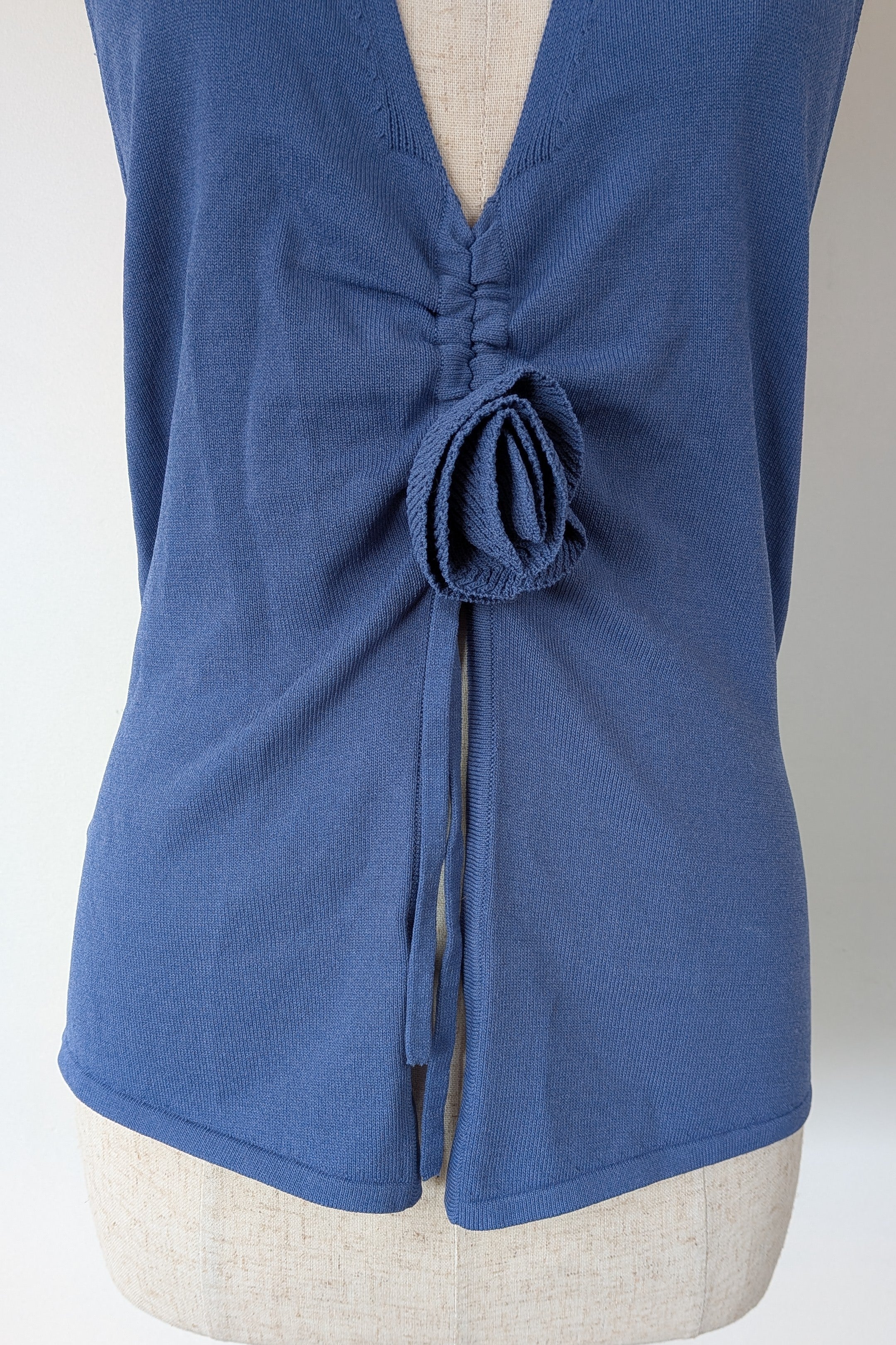 Beyond Her Lillian Rosette Top in Dusty Blue Size 10 Brand New With Tags RRP $79.95