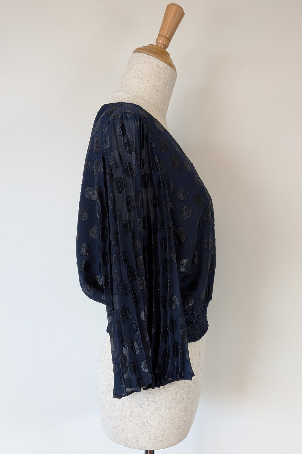 Wayne Cooper Navy Black Polka Dot Pleated Fan Sleeve Wrap Top Size 10